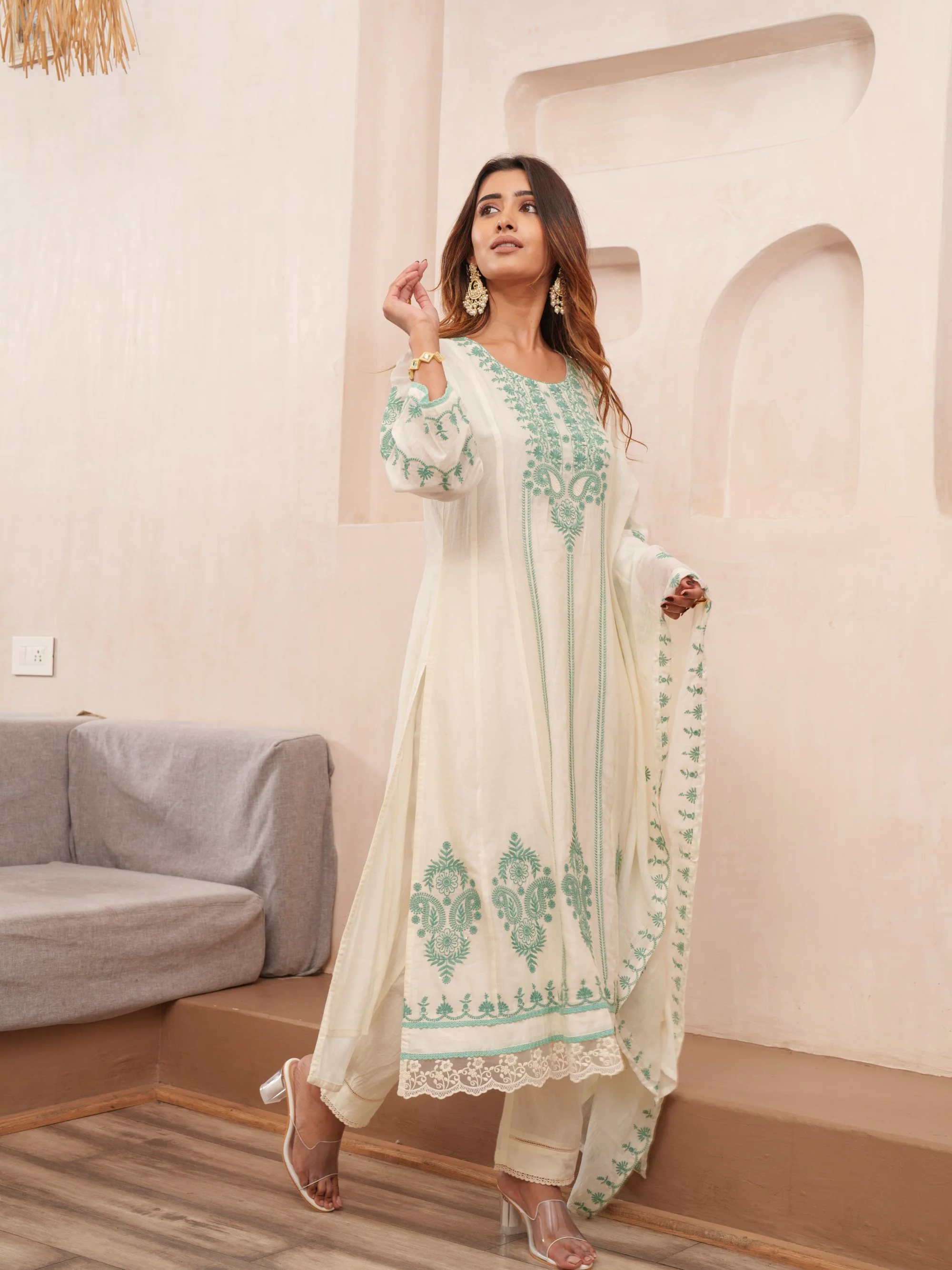 Tashvika Misriteal Cotton Embroidered Lawn Suit set - Image 17