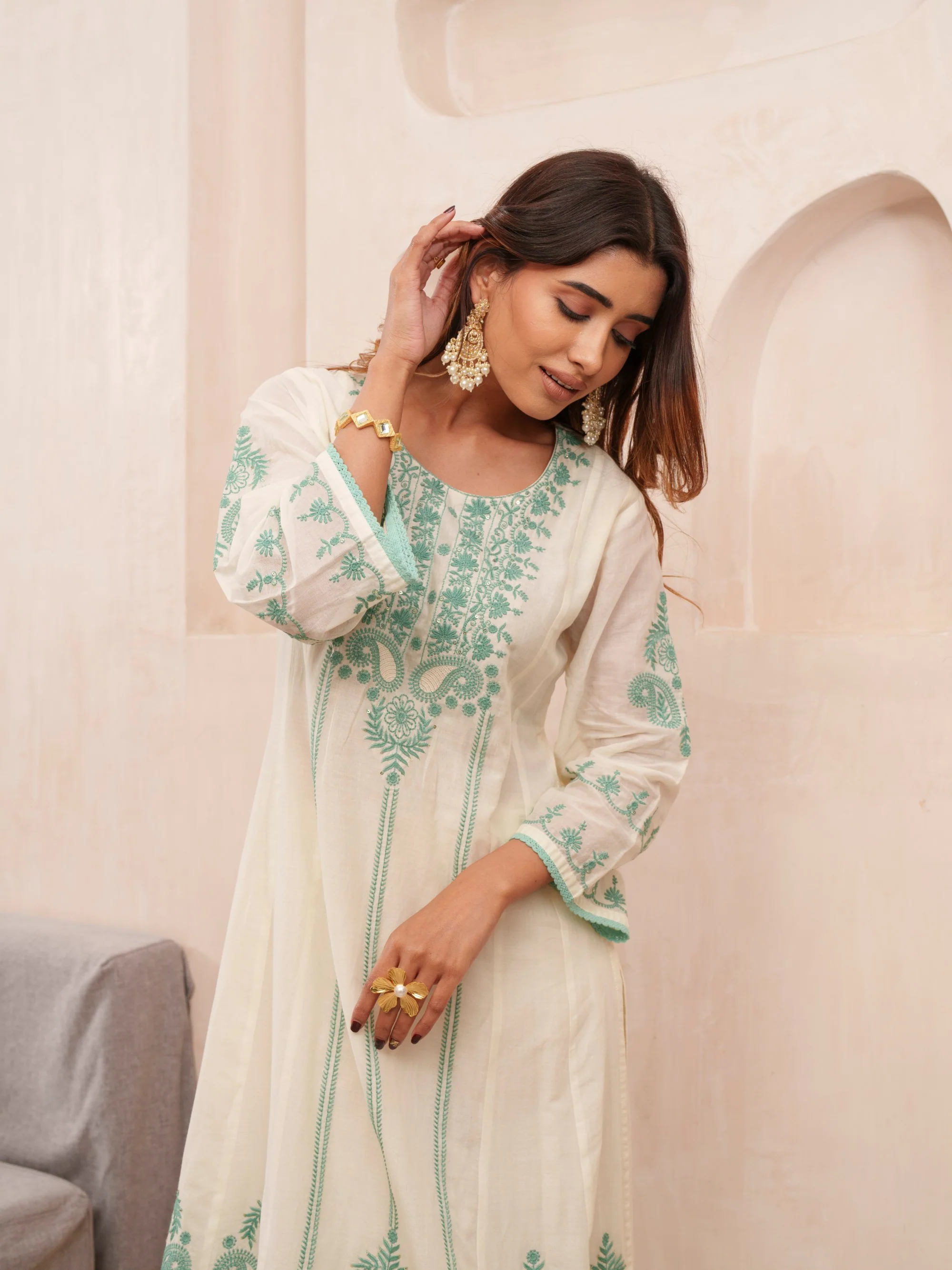 Tashvika Misriteal Cotton Embroidered Lawn Suit set - Image 6