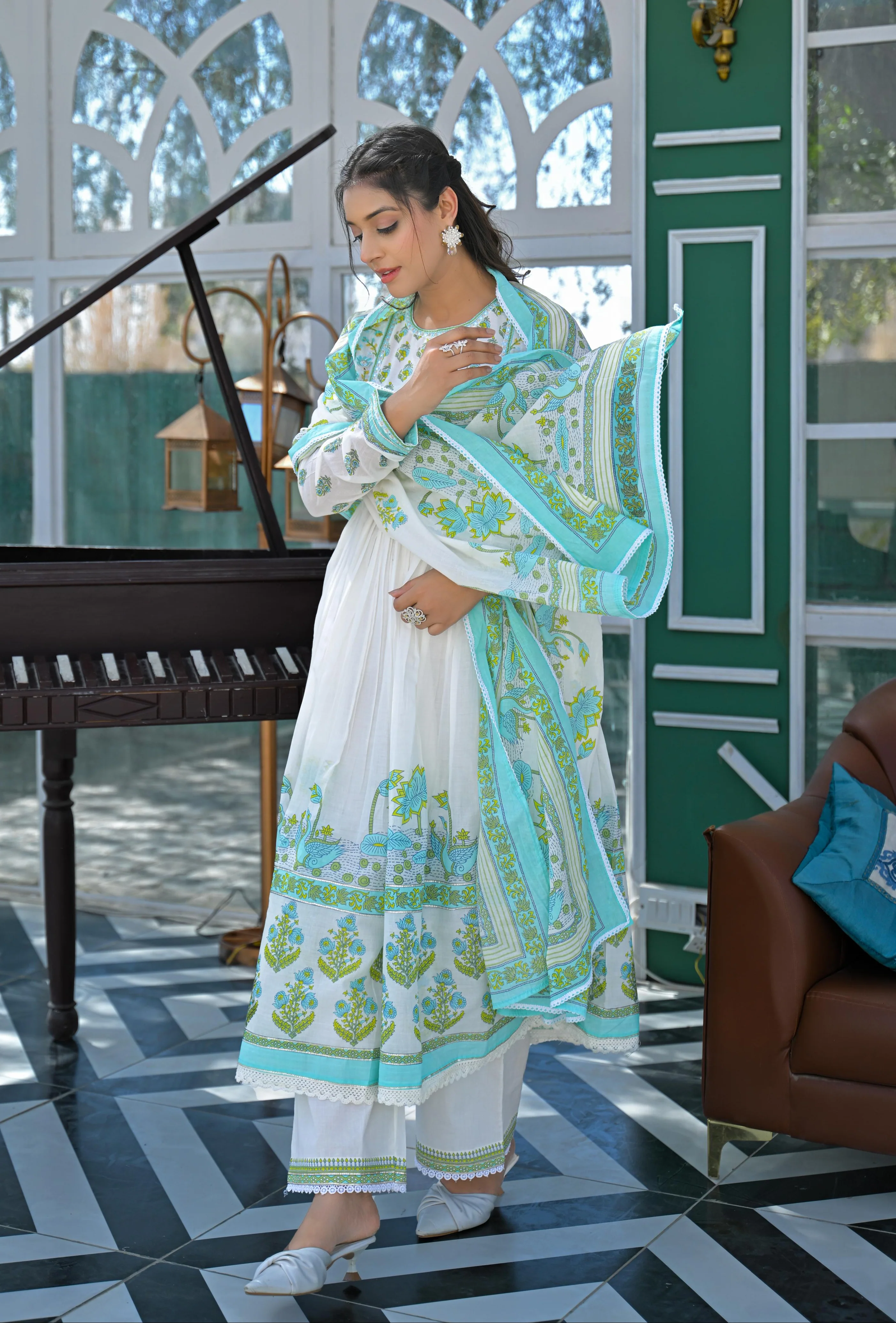 Lakshita arctic Printed Cotton Suit Set - Image 3