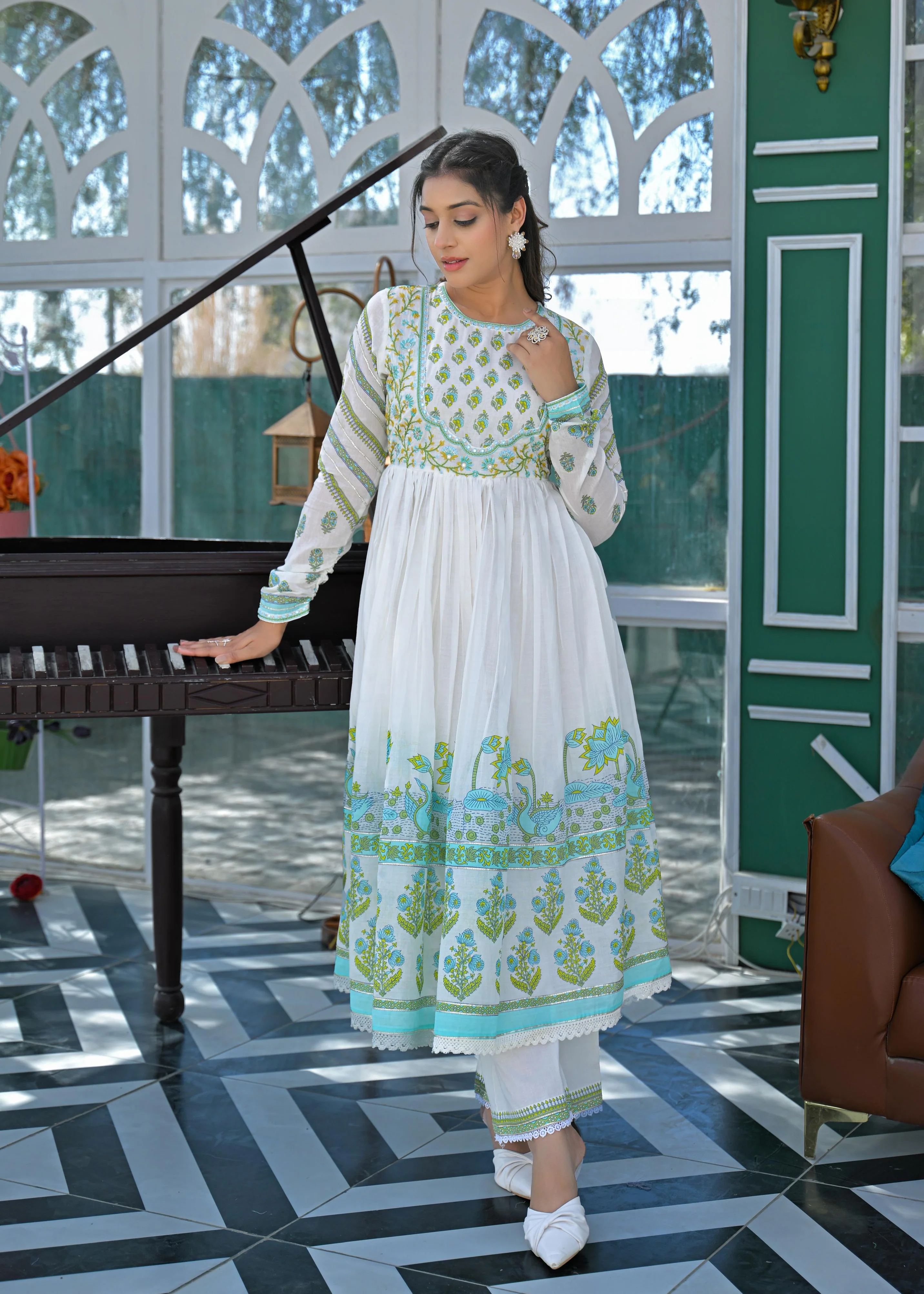Lakshita arctic Printed Cotton Suit Set - Image 4