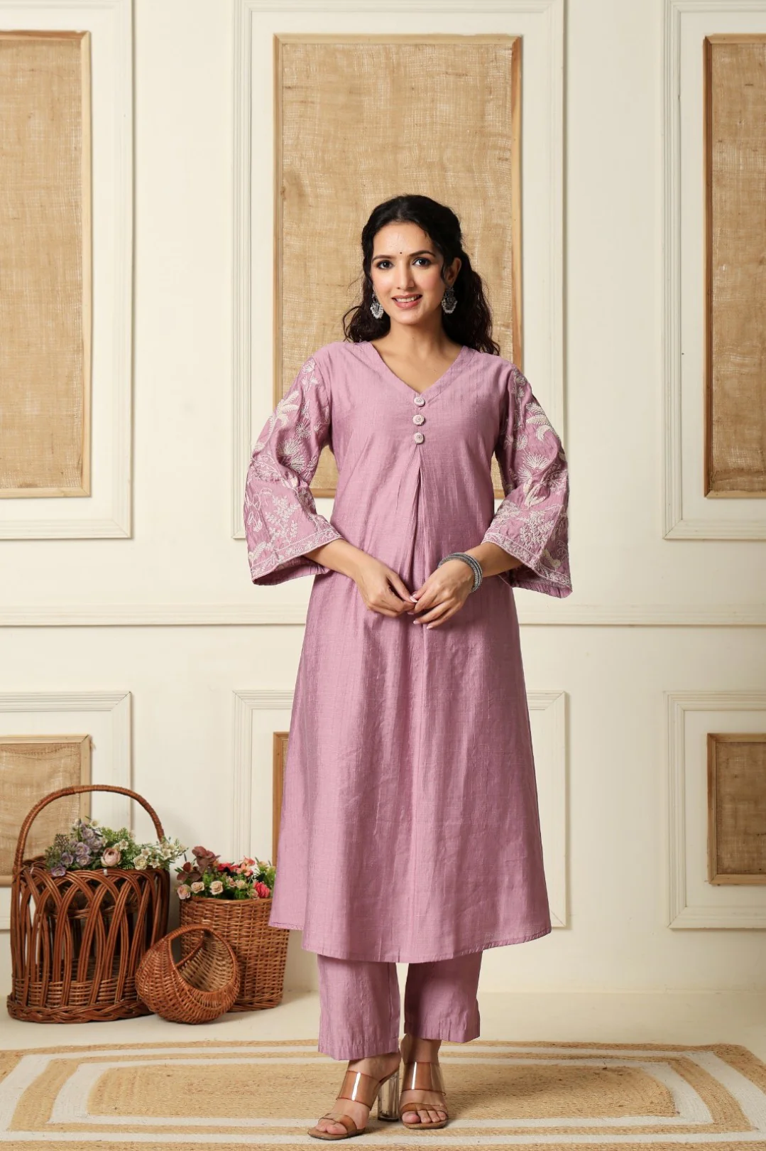Sumaiya flamingo embroidery kurta pant set - Image 9