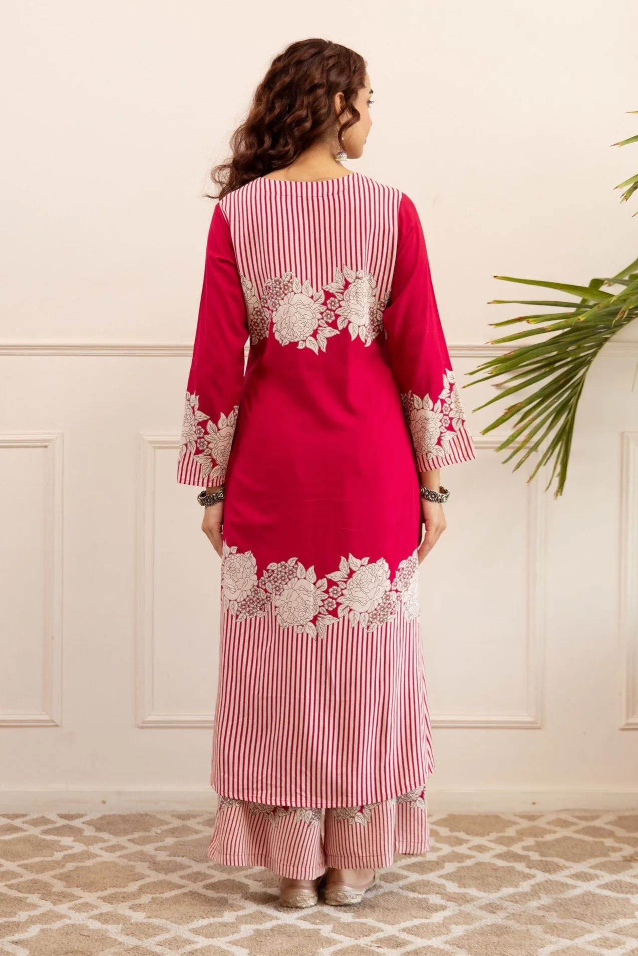 Kabool Rose Printed Kurta Pant Set - Image 3