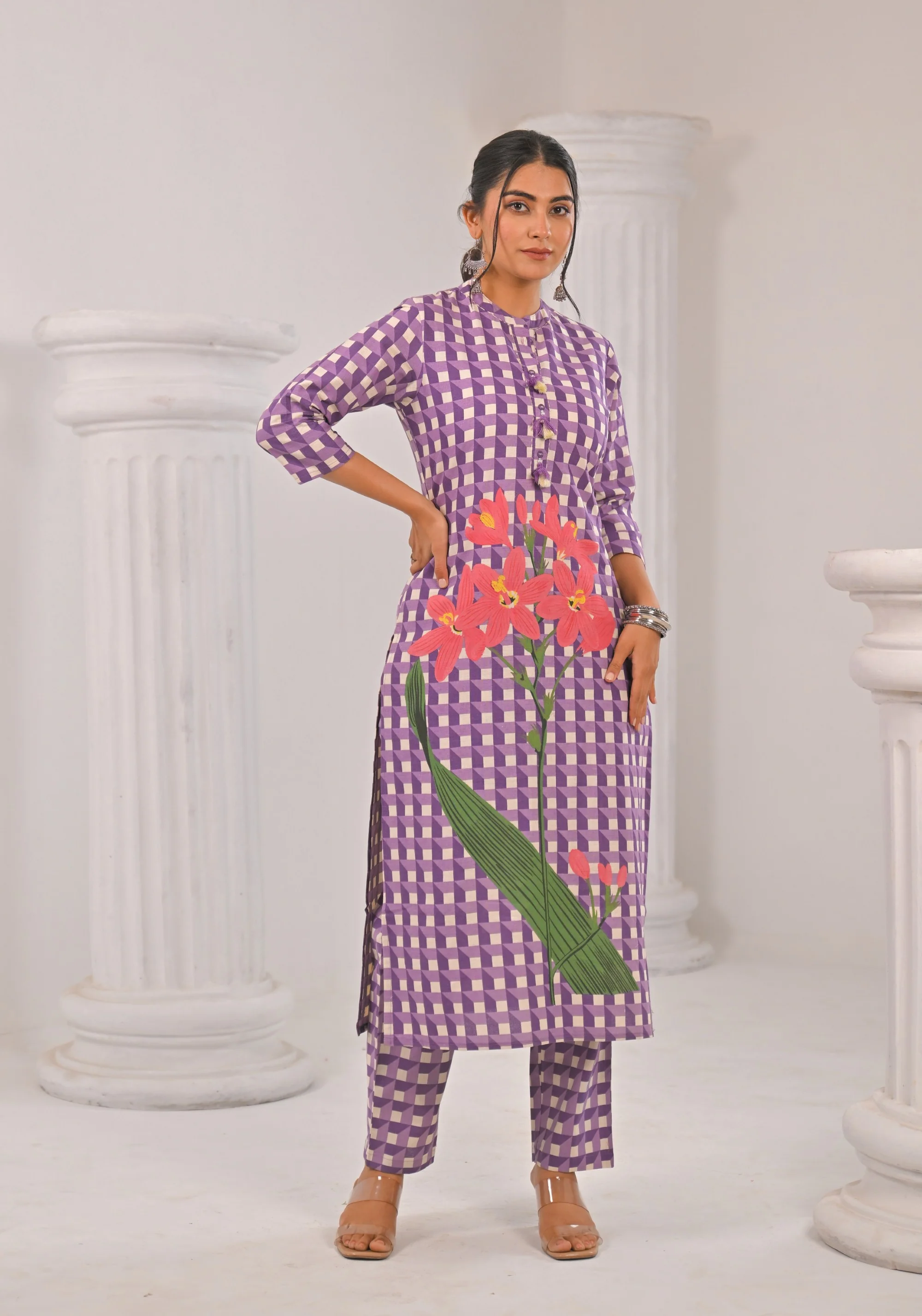 Sahila Lilies Abstract Printed Kurta Pant set - Image 4