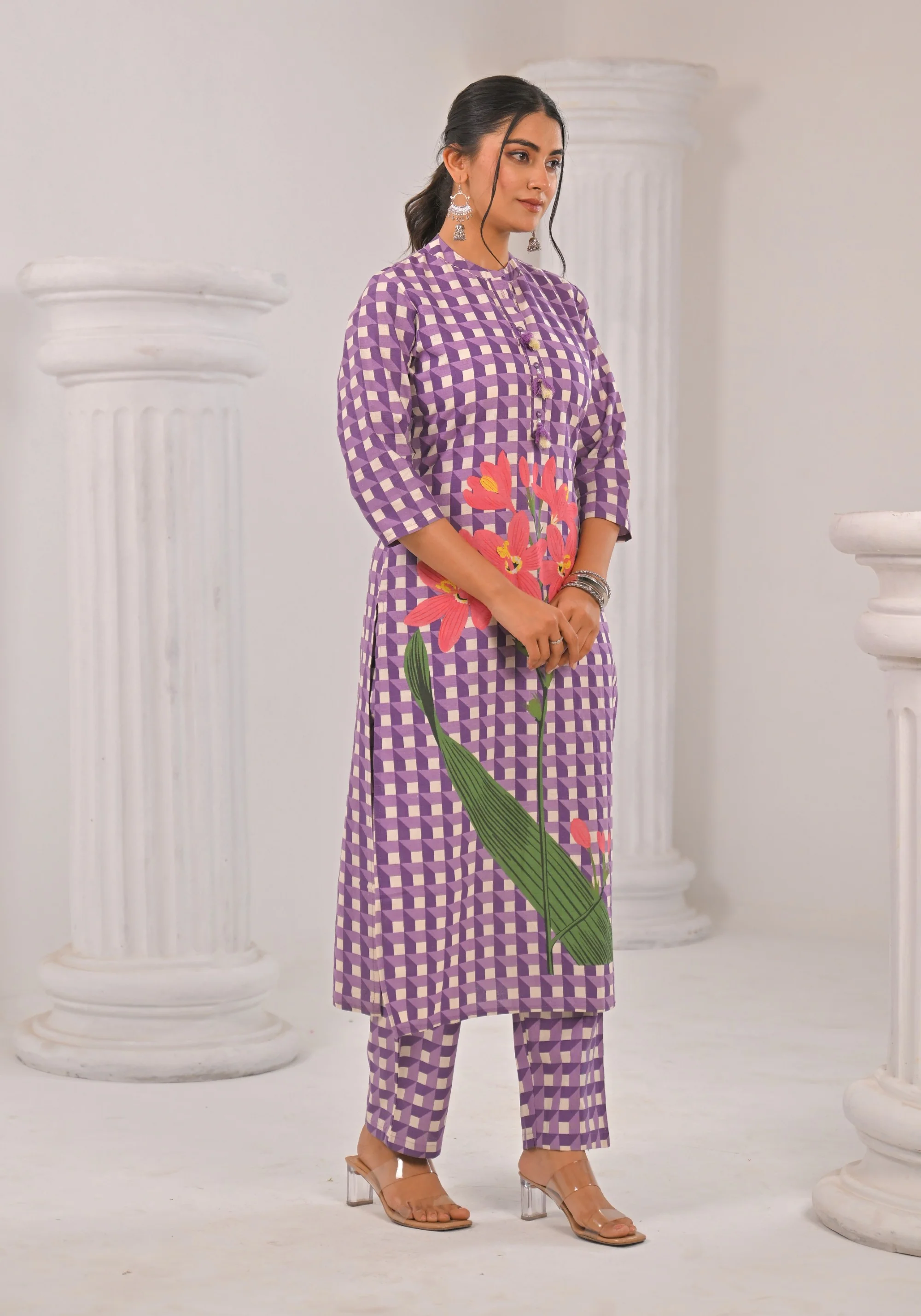Sahila Lilies Abstract Printed Kurta Pant set - Image 5