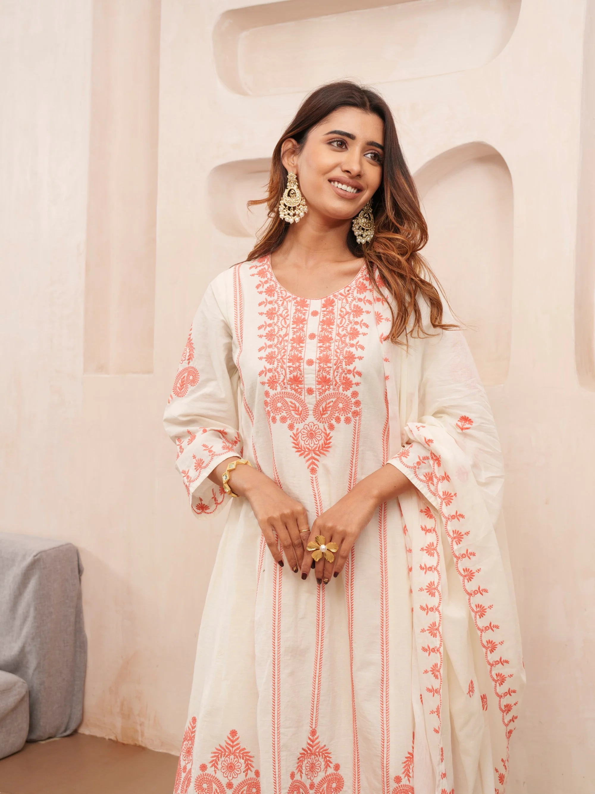 Tashvika MisriKesri Cotton Embroidered Lawn Suit Set - Image 13