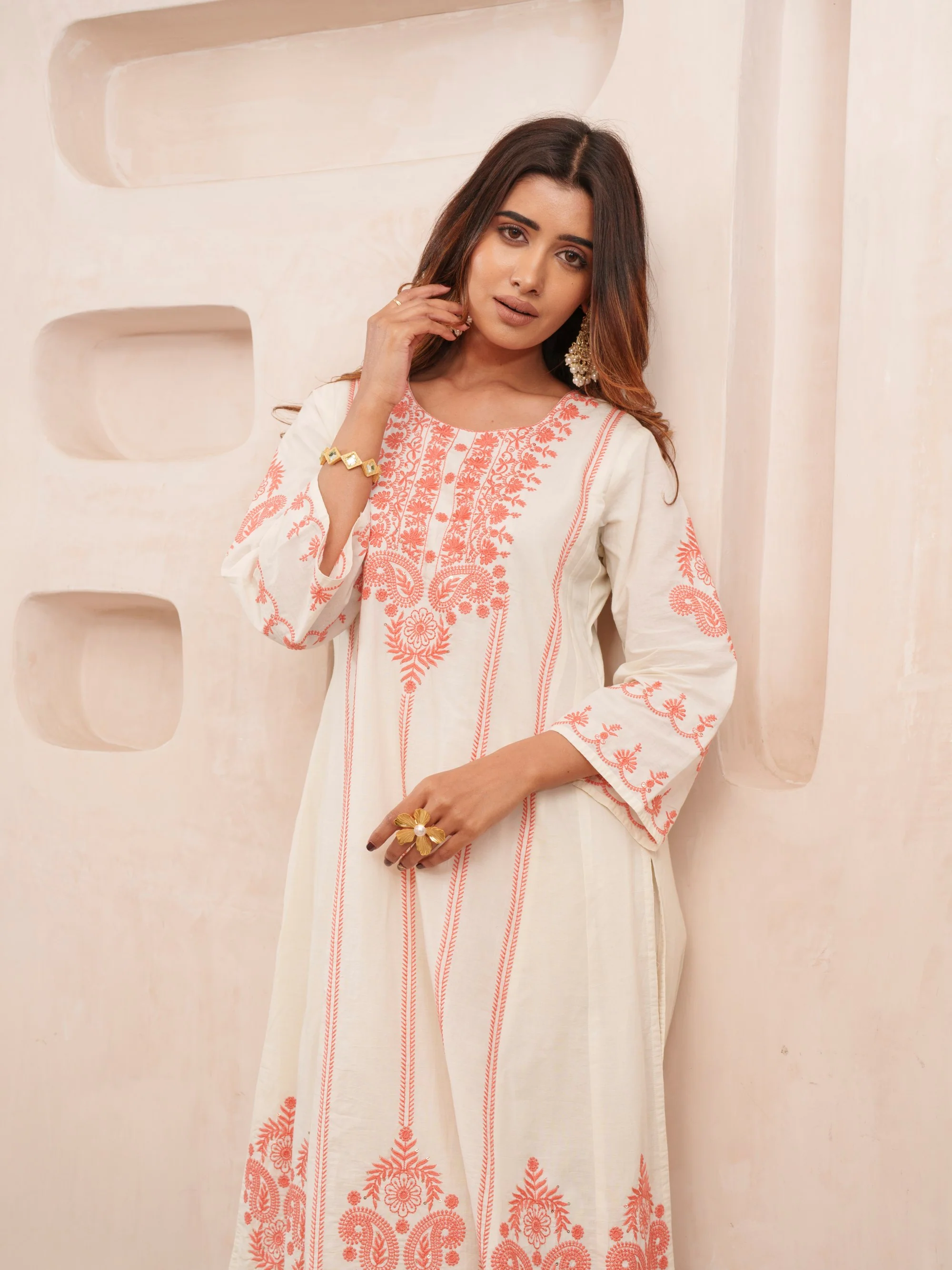 Tashvika MisriKesri Cotton Embroidered Lawn Suit Set - Image 15