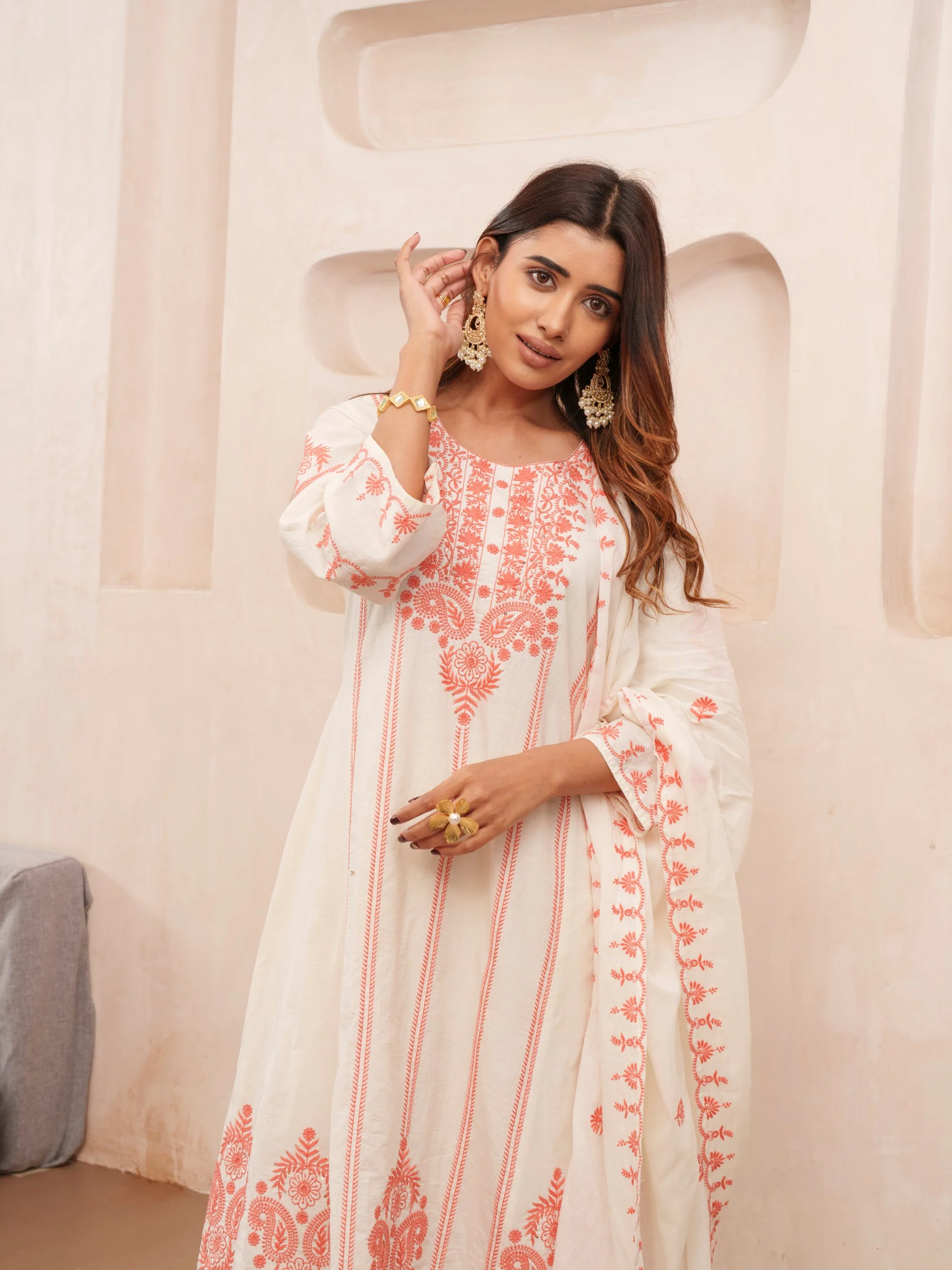 Tashvika MisriKesri Cotton Embroidered Lawn Suit Set - Image 19