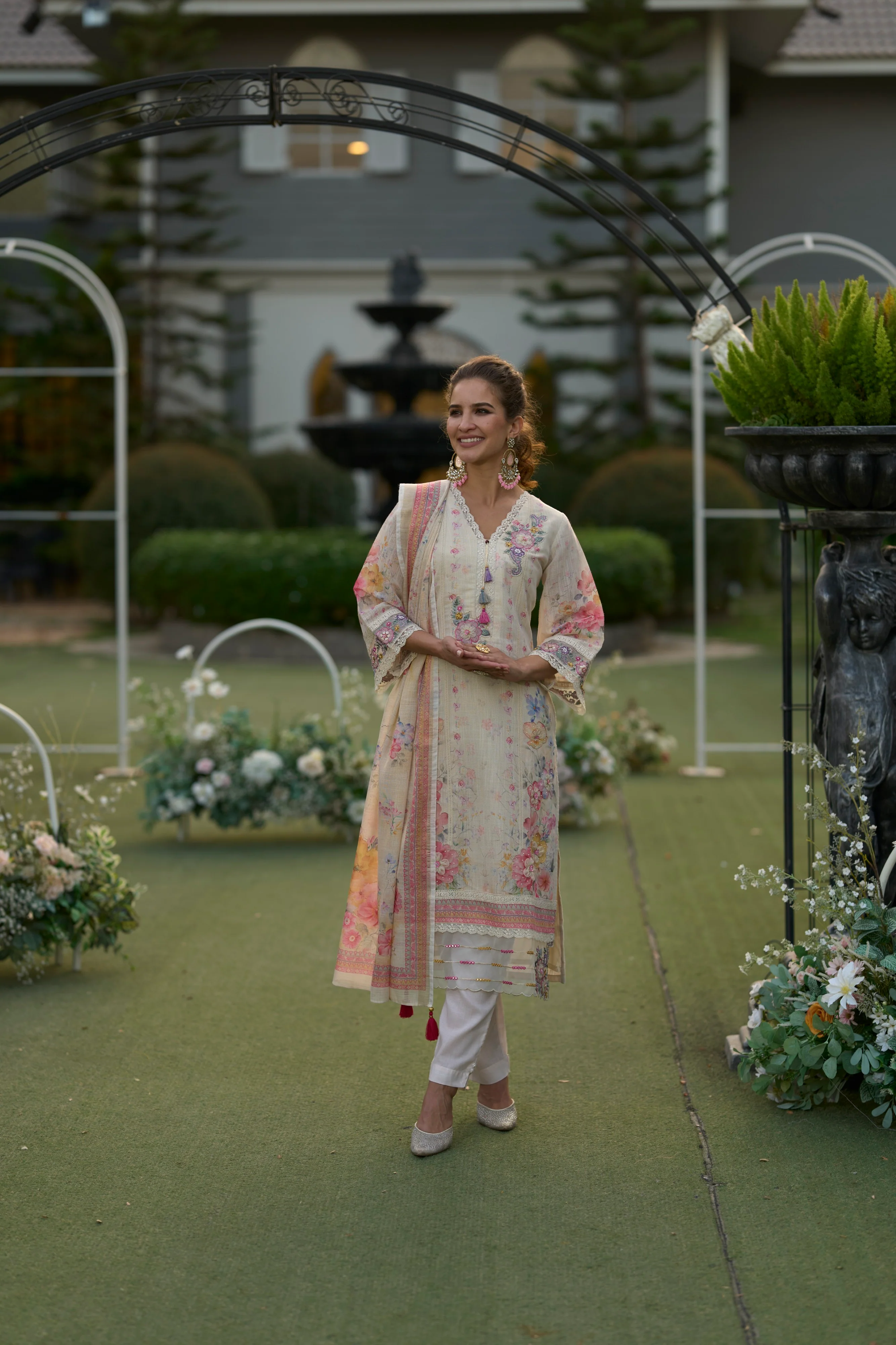 Mariam Pearl embroidery Lawn Suit Set - Image 5