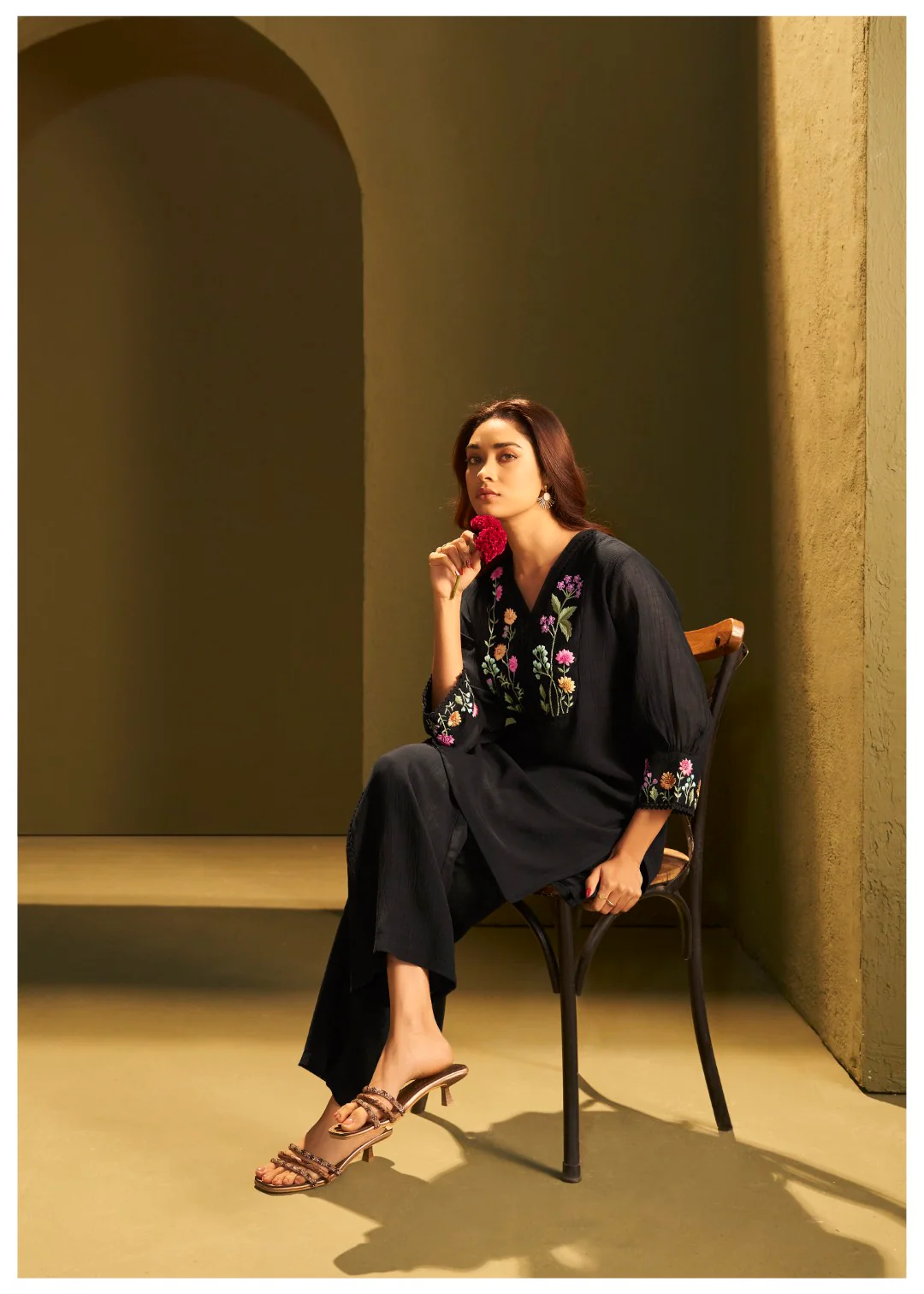 Itrh sable embroider co-ord set - Image 5
