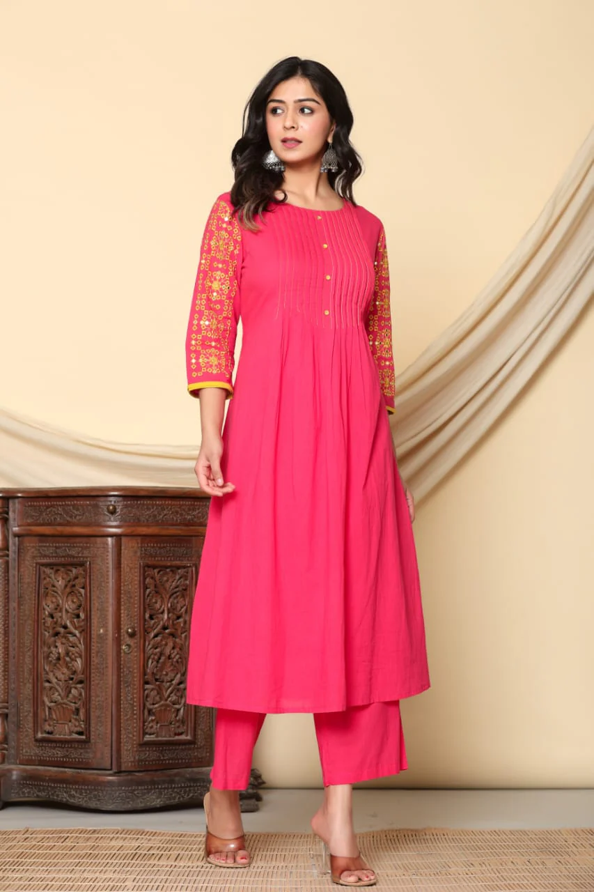 Mika Punch Embroidery Kurta Pant Set - Image 4
