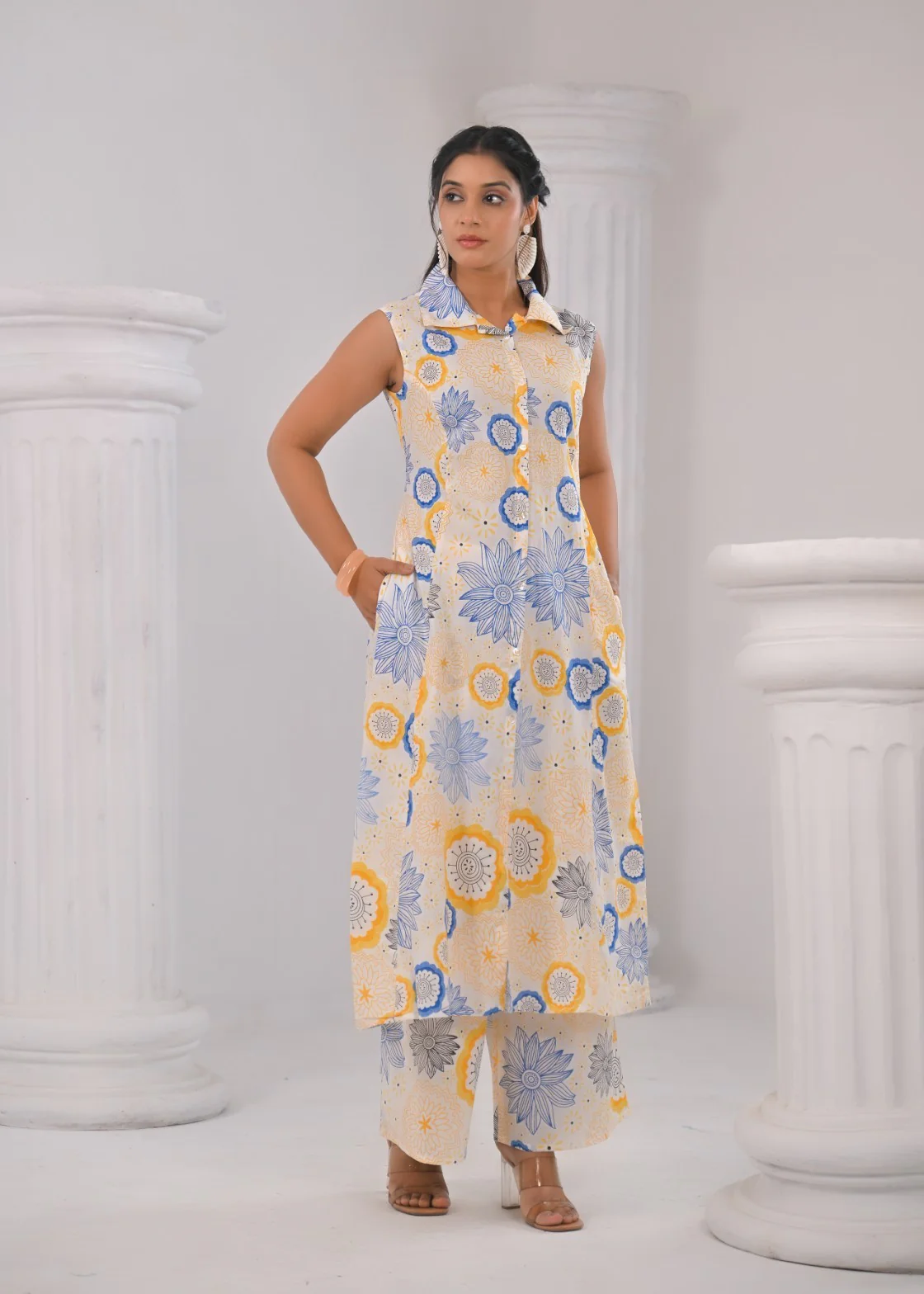 RAAGVI VANILLA PRINTED COTTON KURTA PANT SET - Image 7