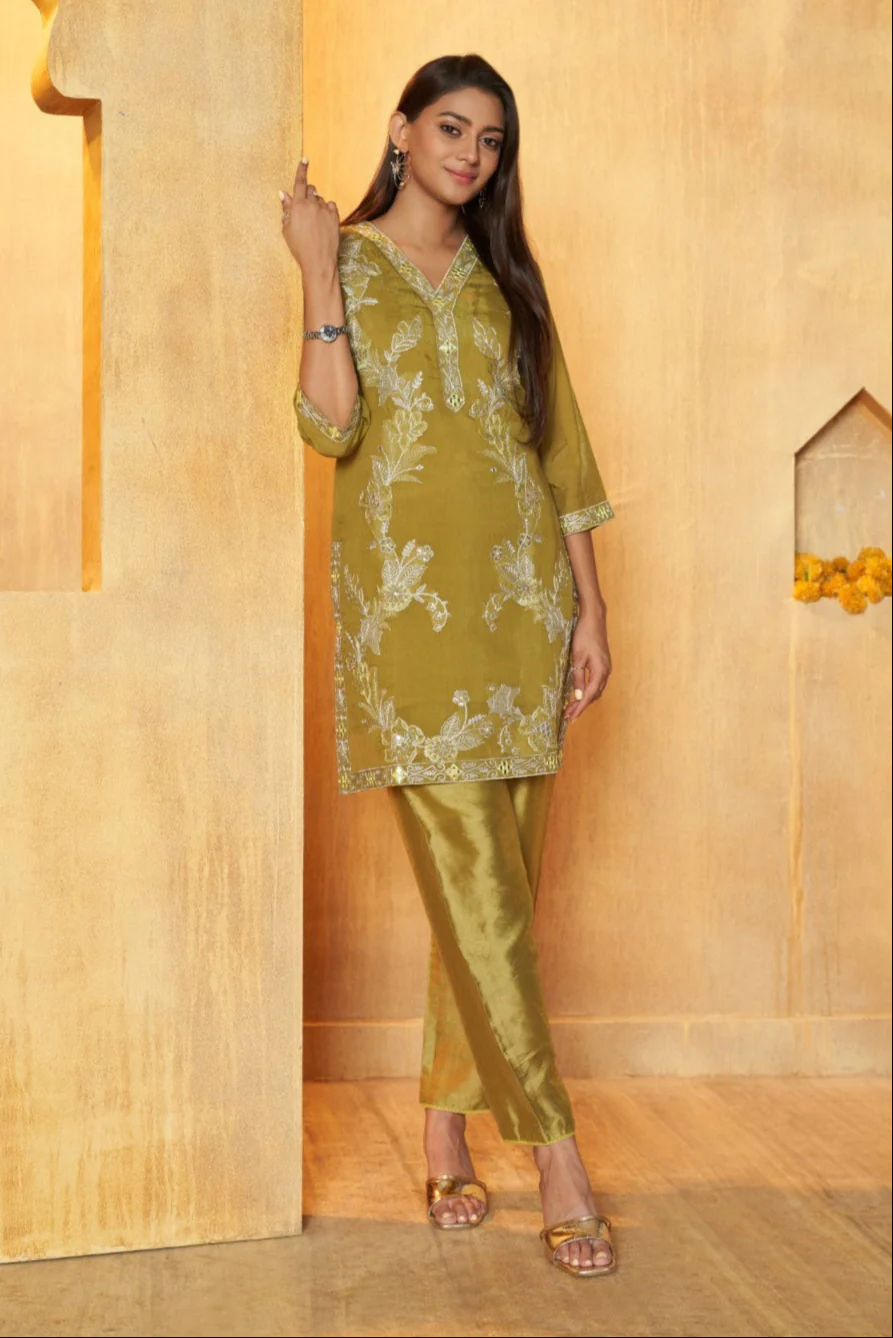 Anumeha Alpine Work Co-ord Set - Image 9