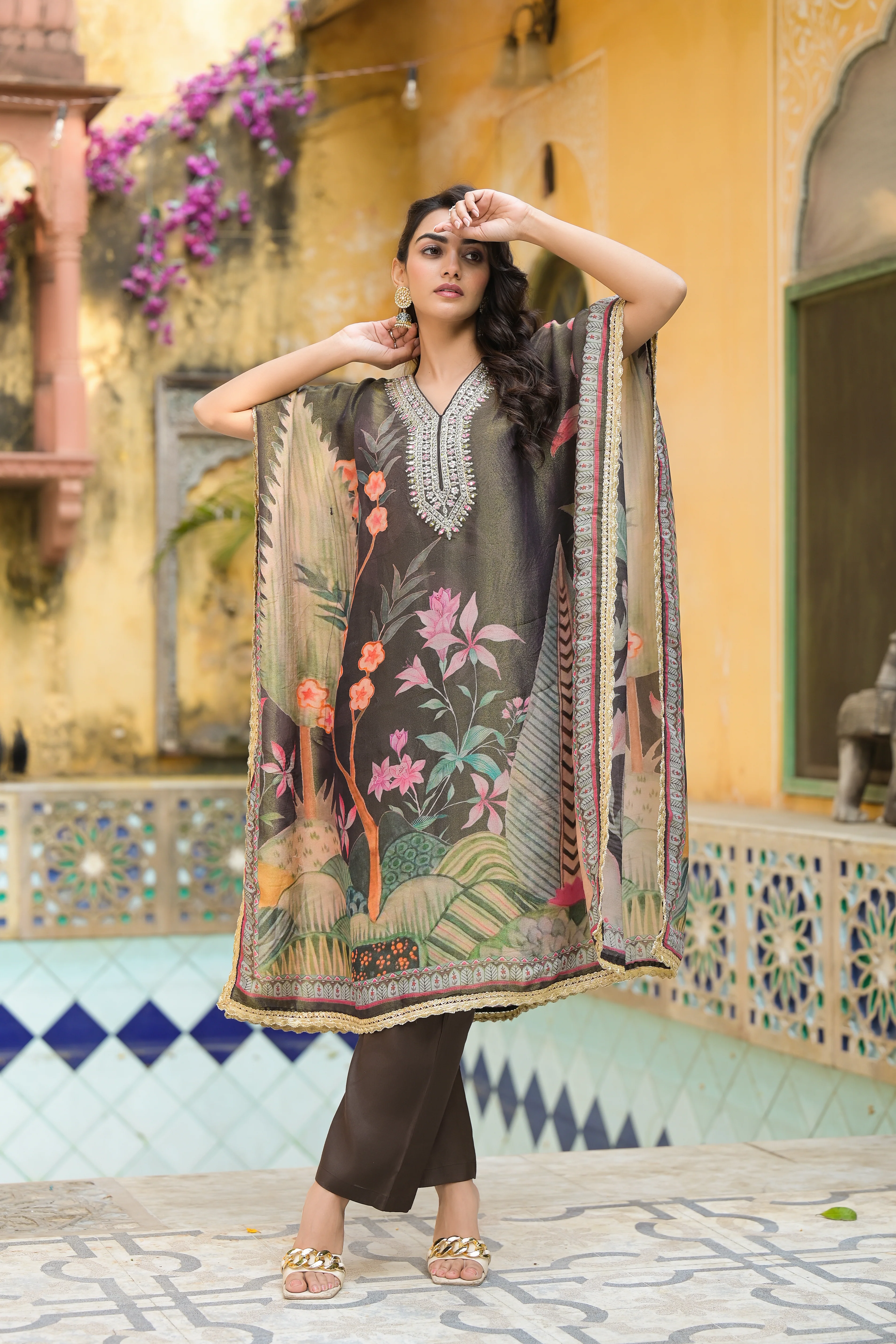 Pavitra Hemlock Shimmer Kaftan pant set - Image 5
