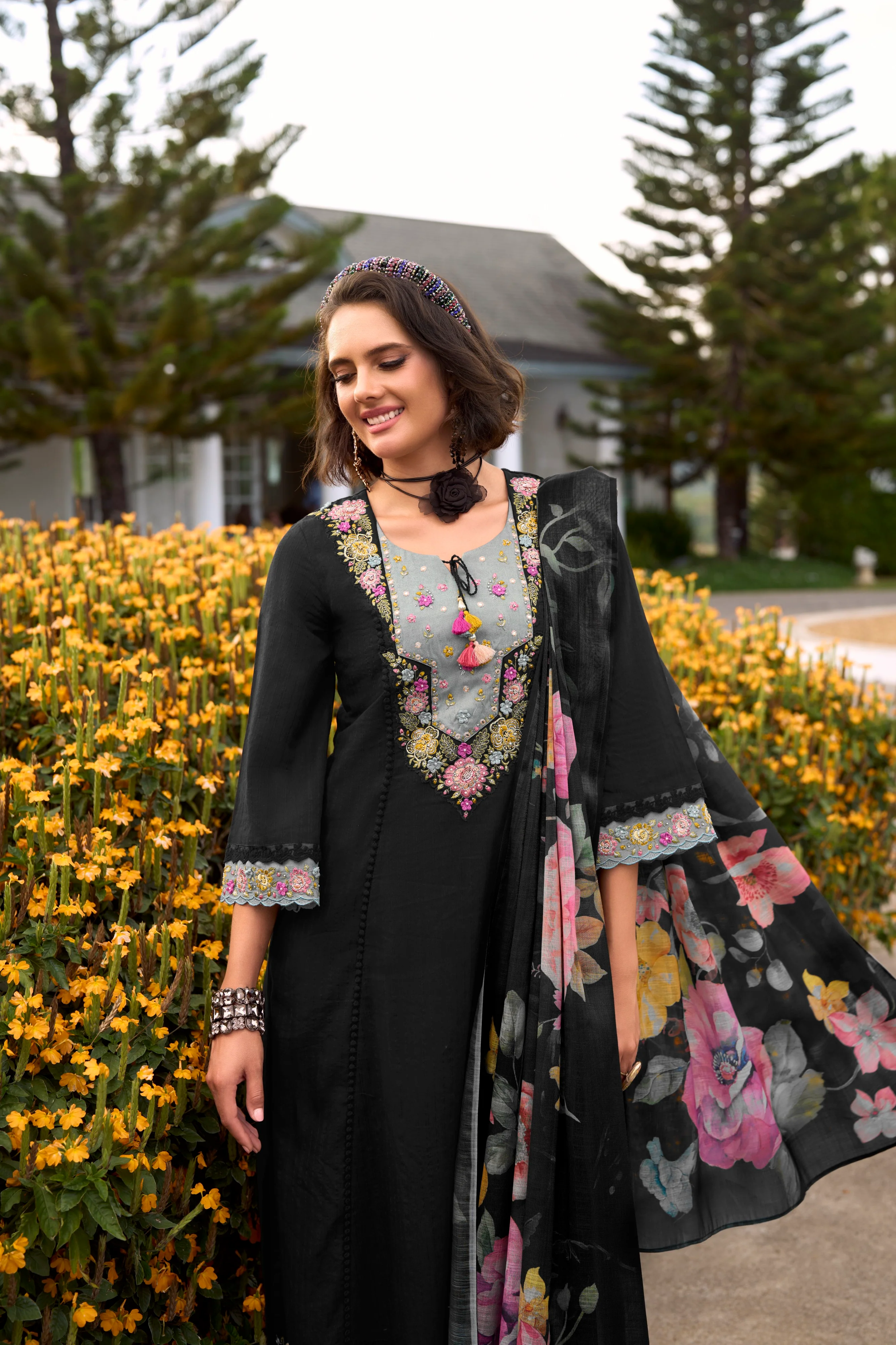 Akya Jade Embroidery Cotton Suit Set - Image 6