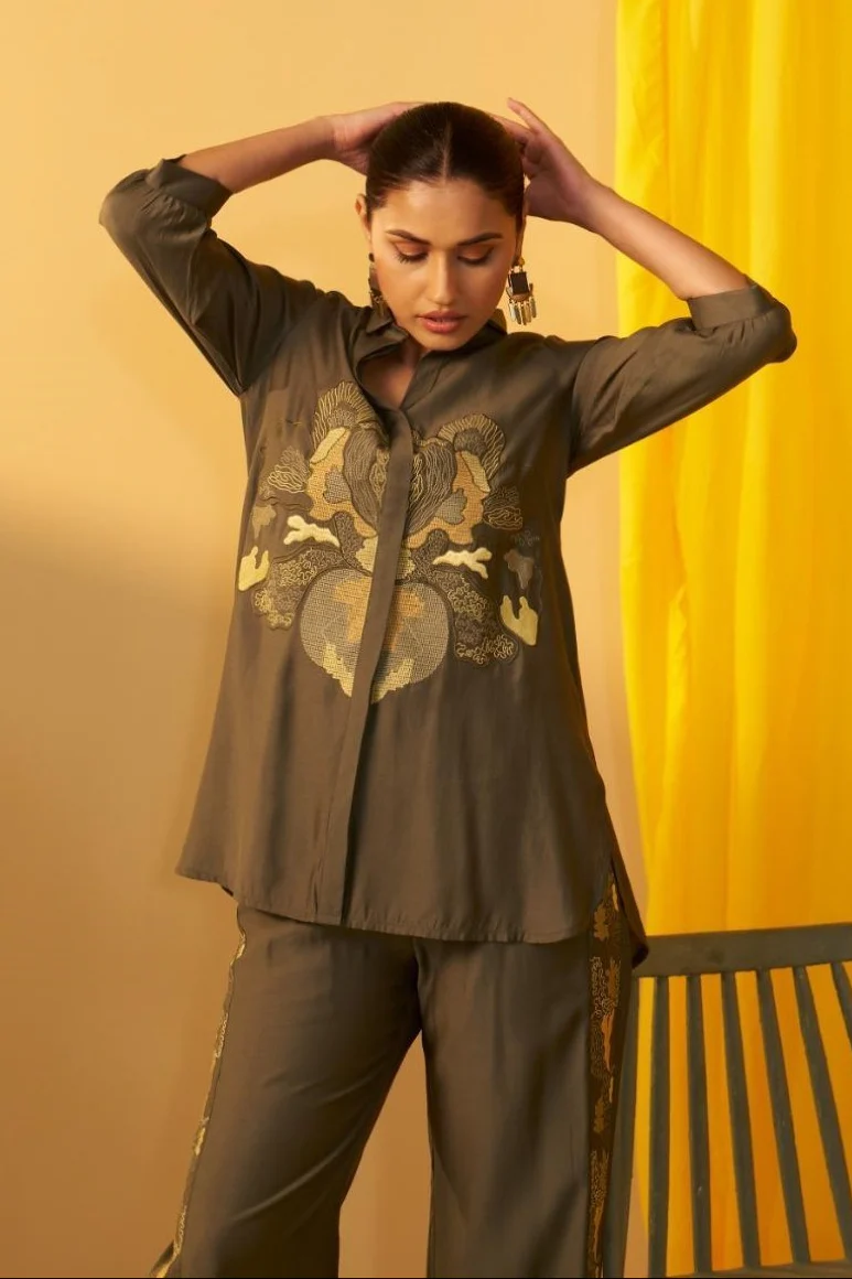 Tisca moss embroidery co-ord set - Image 2
