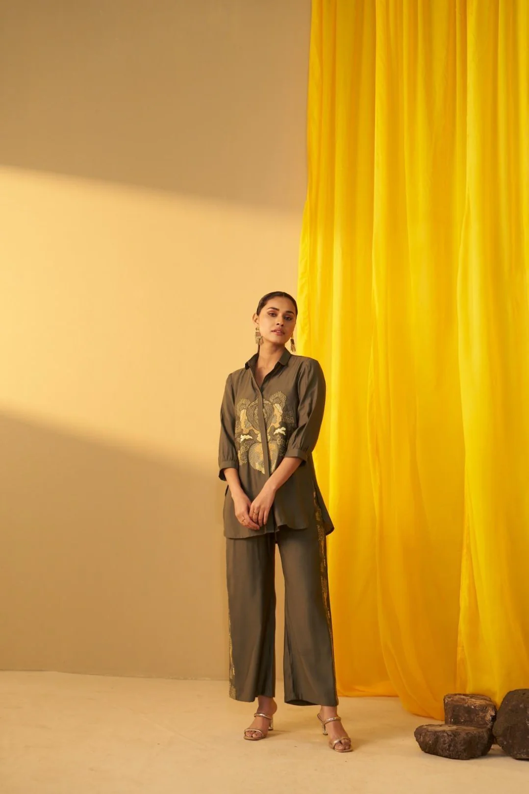 Tisca moss embroidery co-ord set - Image 4