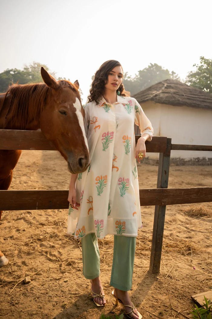 Tiara Garden Cotton Kurta Pant Set - Image 17
