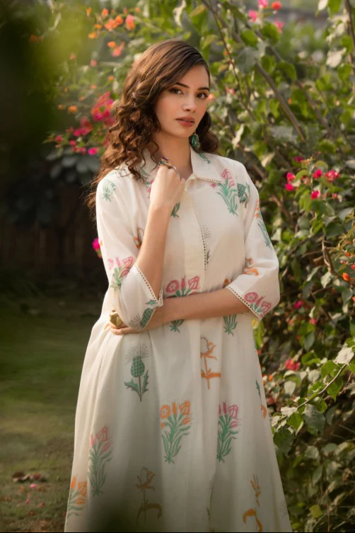 Tiara Garden Cotton Kurta Pant Set - Image 2