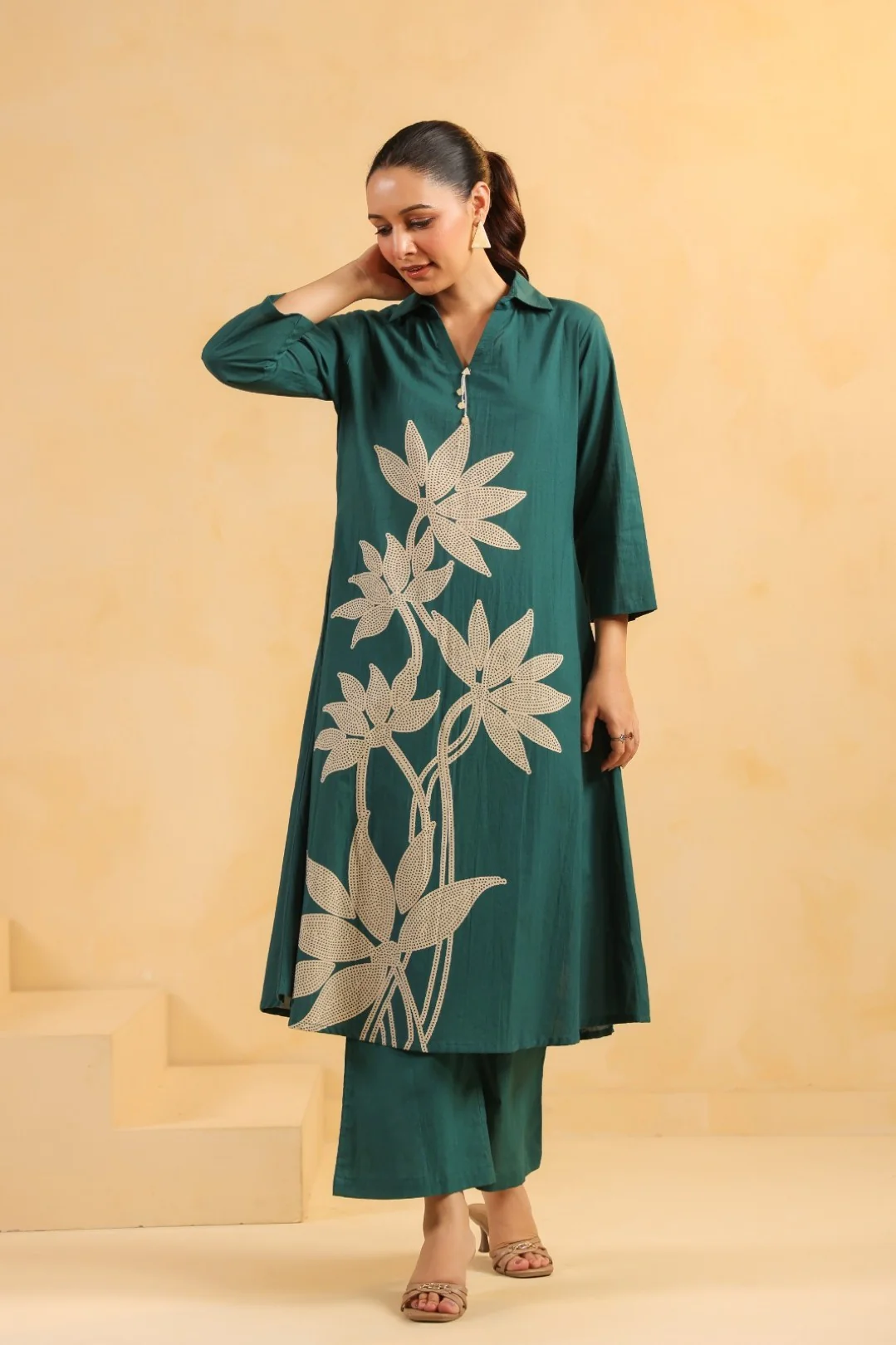 Sargi Teal Printed Cotton Kurta Pant Set - Image 5
