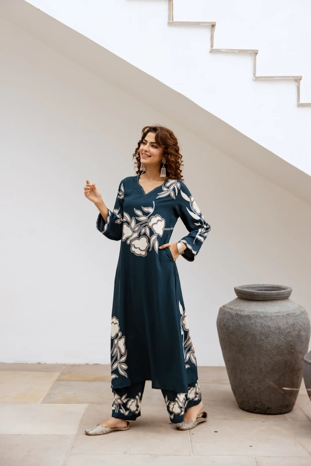 Sonpal azure printed kurta pant set - Image 7