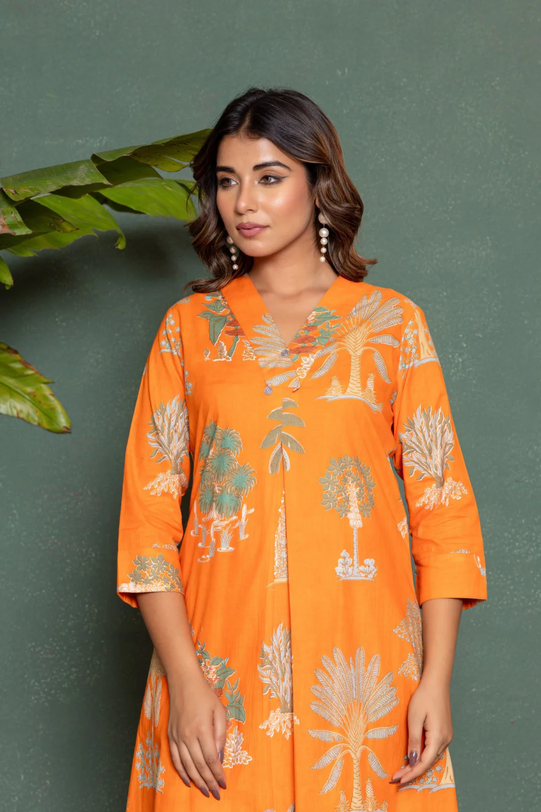 Mika Apricot Printed Kurta Pant Set - Image 2