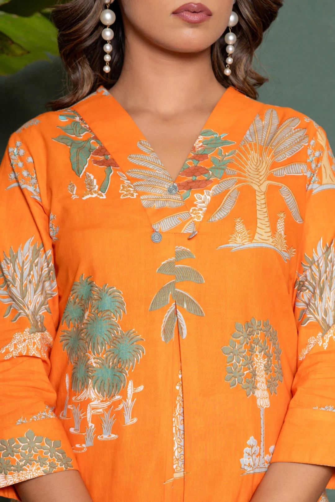 Mika Apricot Printed Kurta Pant Set - Image 4