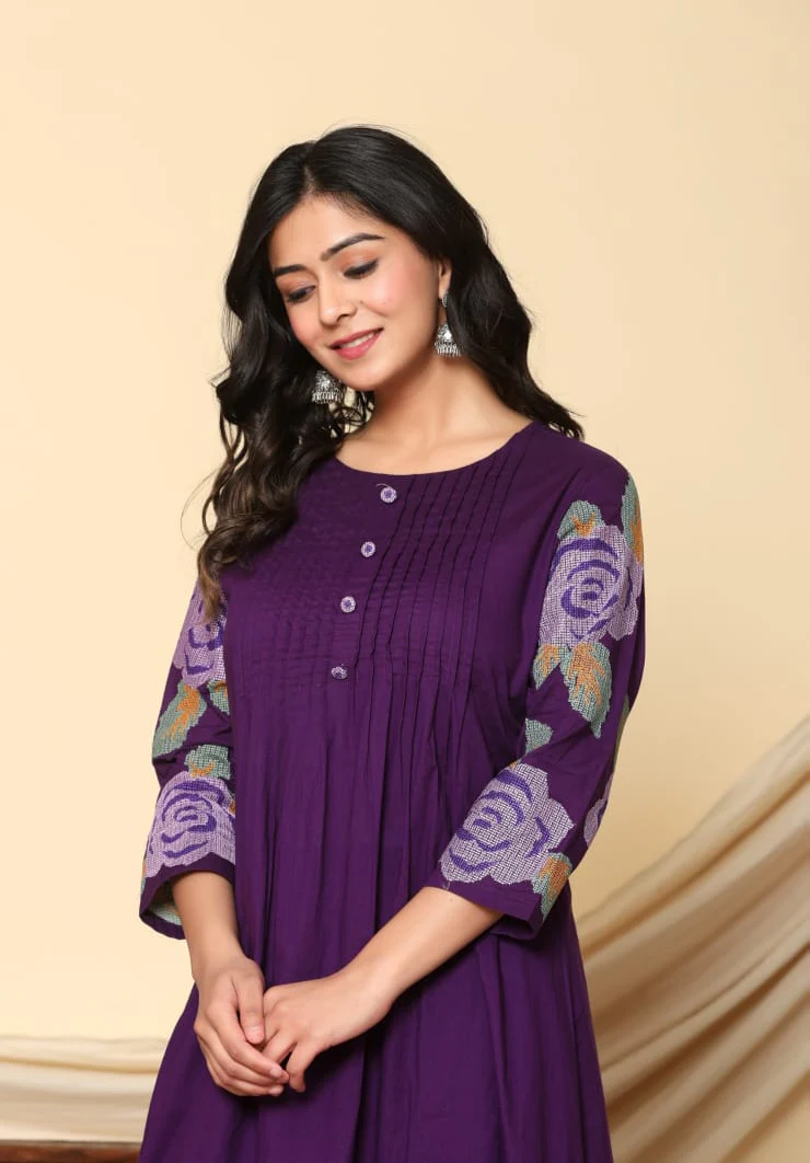 Mika Imperial Embrodiered Kurta Pant Set - Image 2