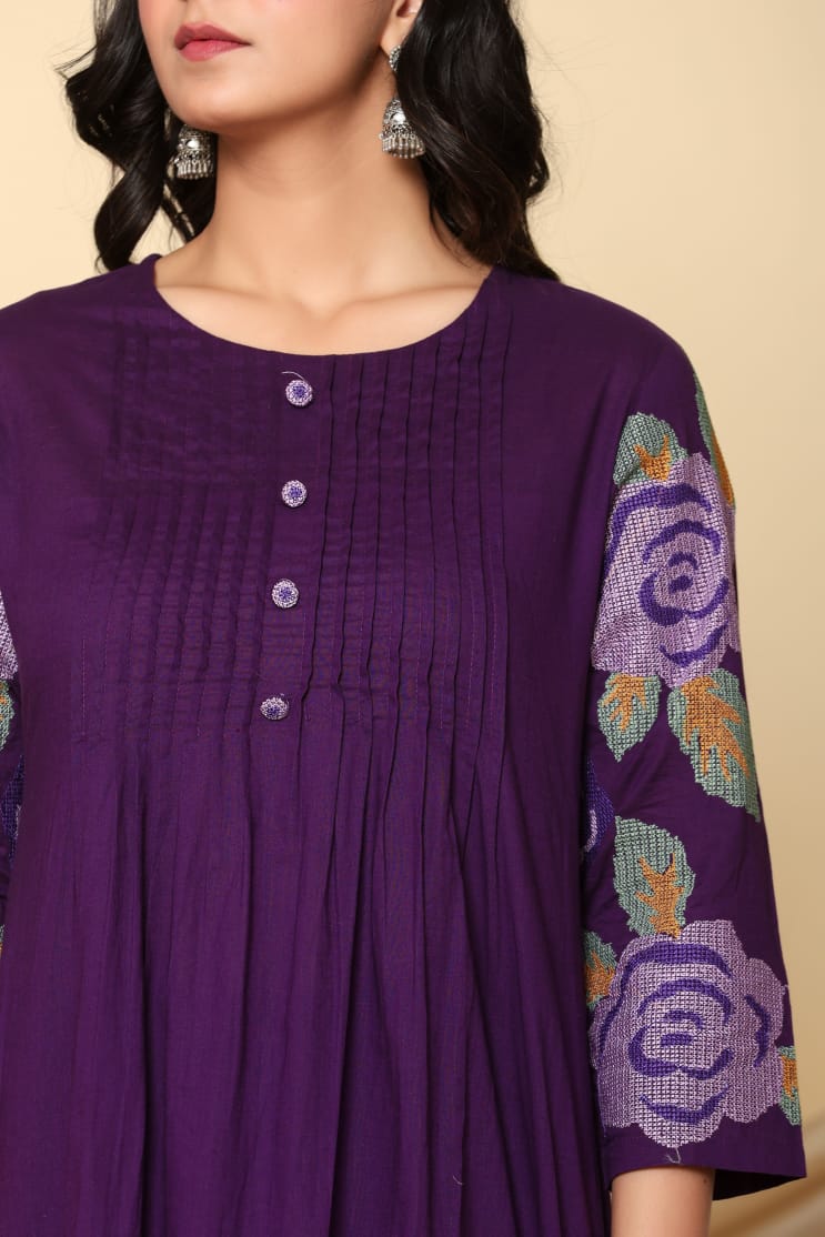 Mika Imperial Embrodiered Kurta Pant Set - Image 5