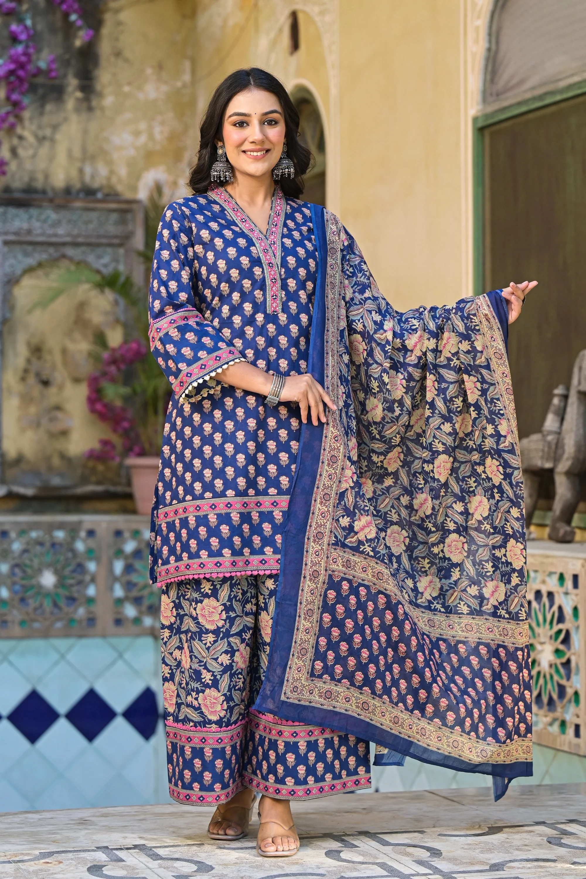 Pavitra Indigo cotton printed suit set - Image 5