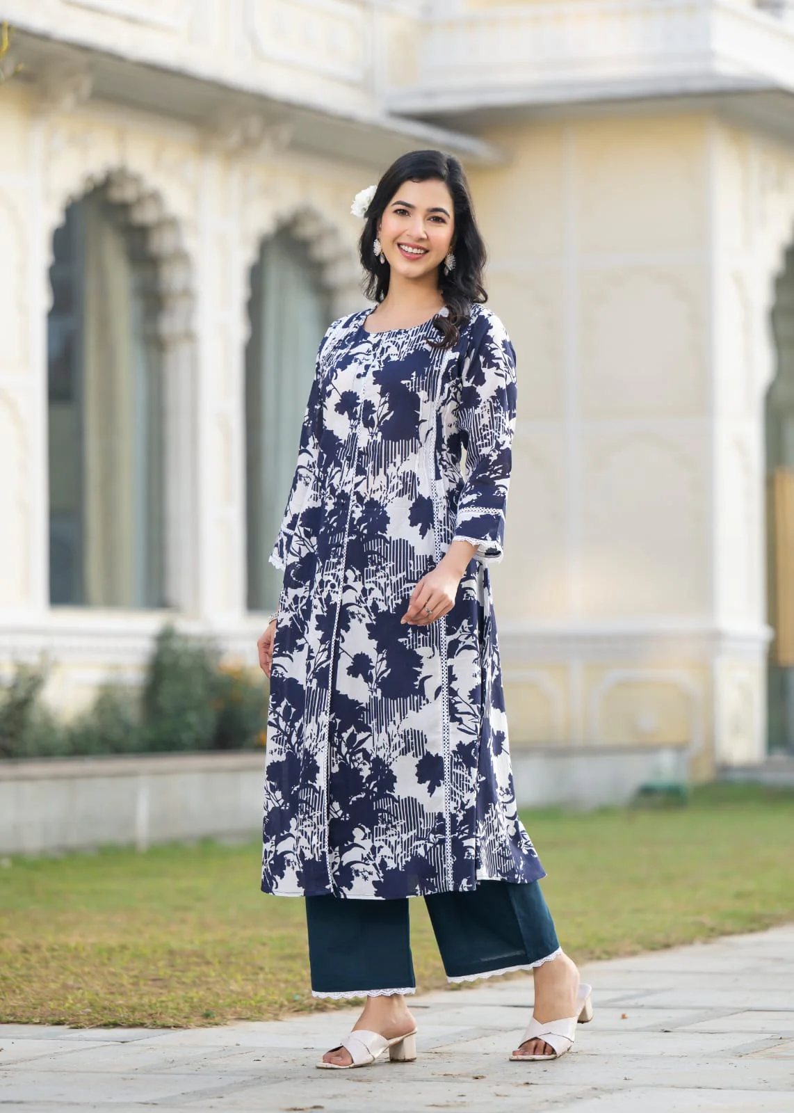 Colba azure printed cotton kurta pant set - Image 4
