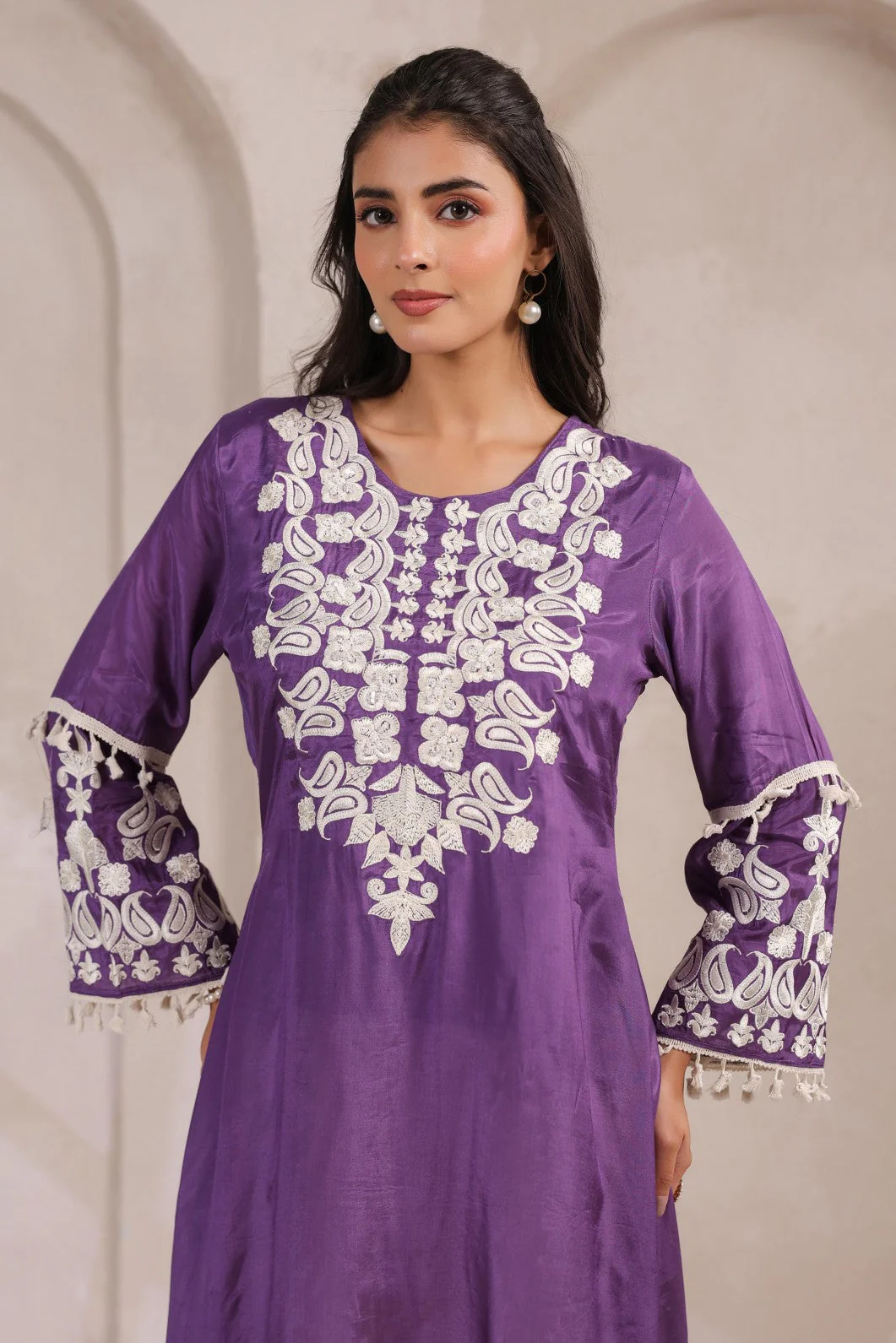 Sera helio embroidery kurta pant set - Image 2
