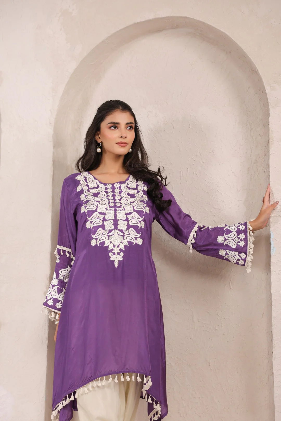 Sera helio embroidery kurta pant set - Image 8