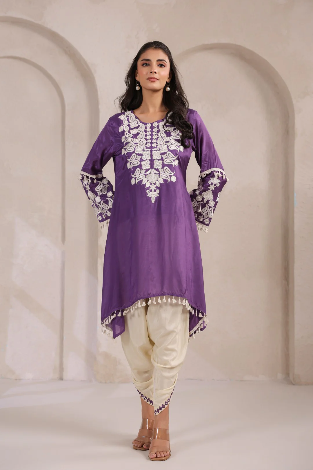 Sera helio embroidery kurta pant set - Image 9