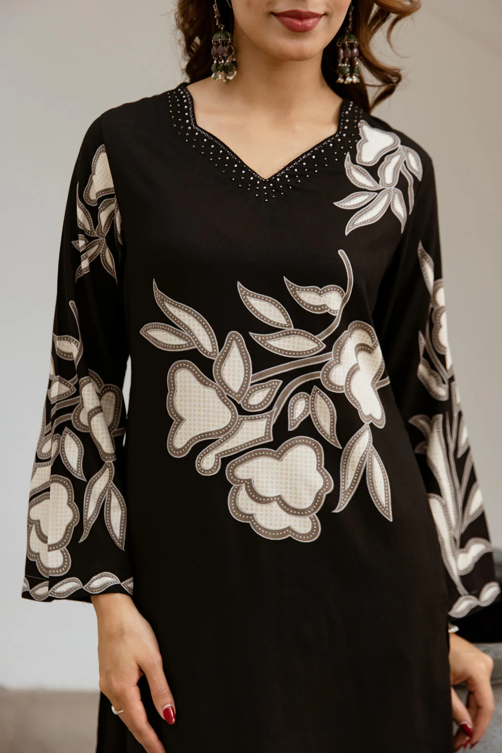 Bakul Charcoal Kurta Pant set - Image 7