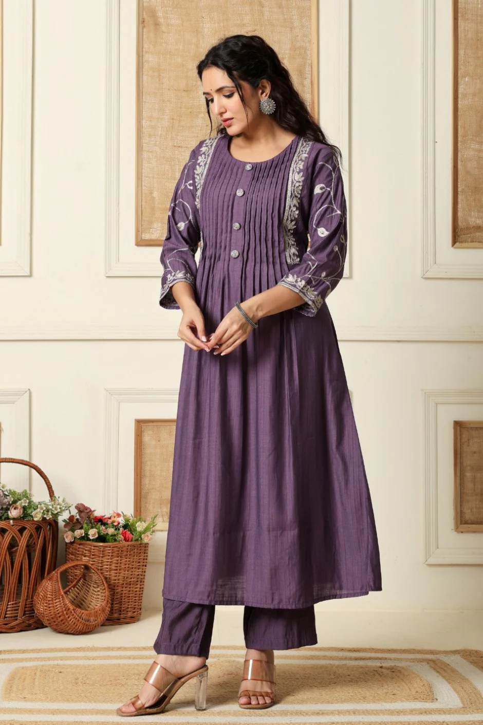 Sumaiya Orchid Embroidery Kurta Pant Set - Image 3