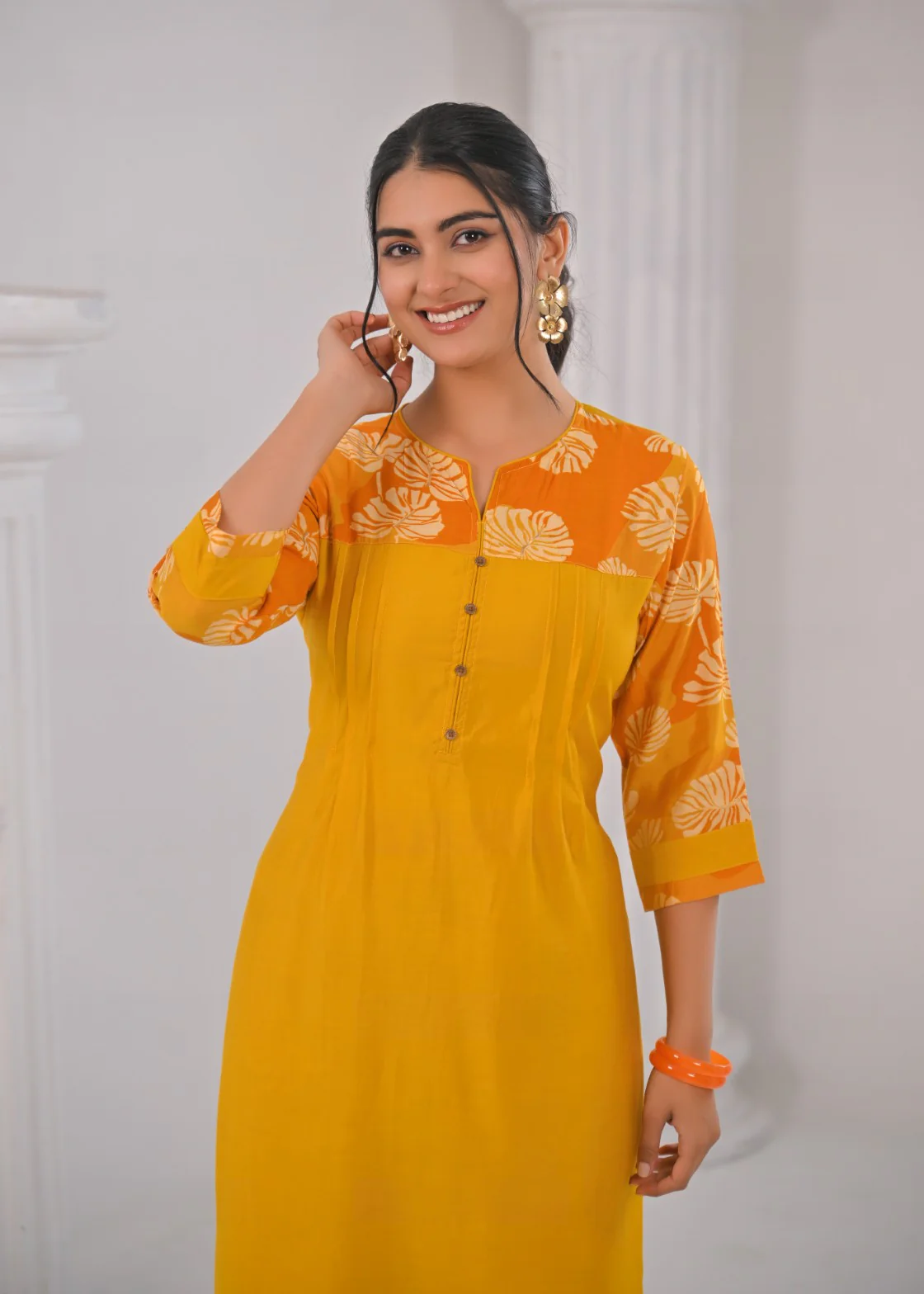 Sneha Sunrise Printed Kurta Pant Set - Image 2