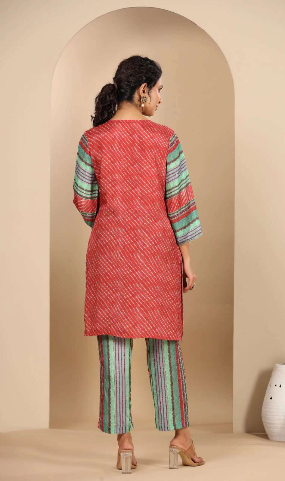 Pavitra scarlet printed co-ord set - Image 3