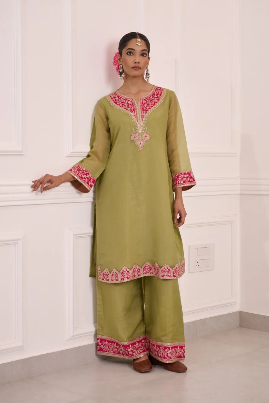 Gaurisha sage premium handwork suit set - Image 5