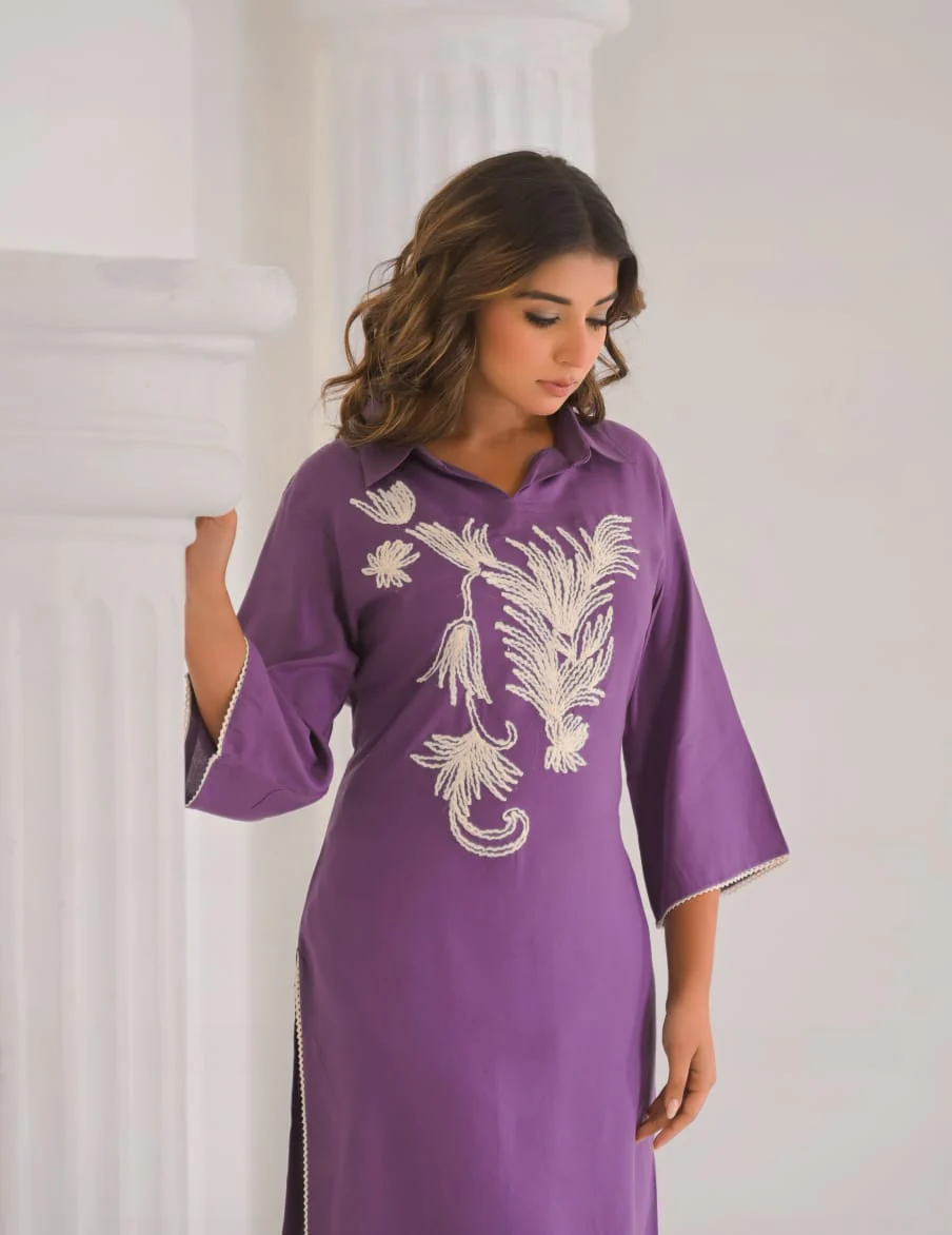 Kara Orchid Embrodiered Kurta Pant Set - Image 2