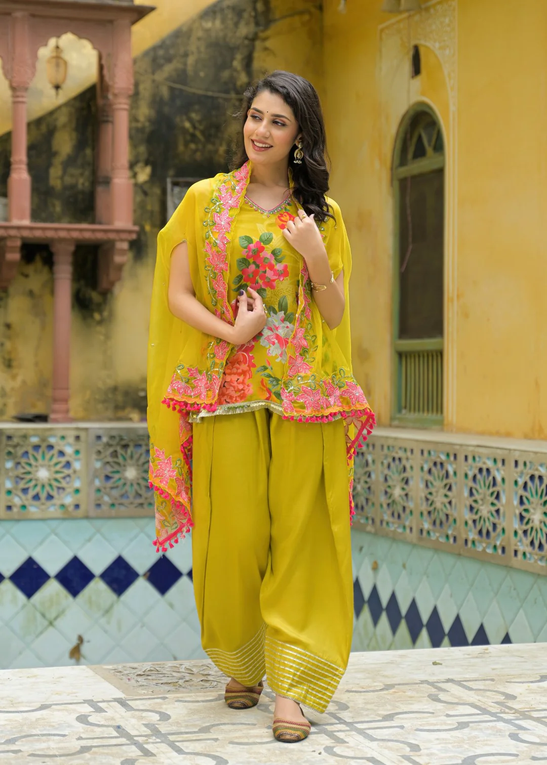 vastramaya canary 3 pc fusion set - Image 4
