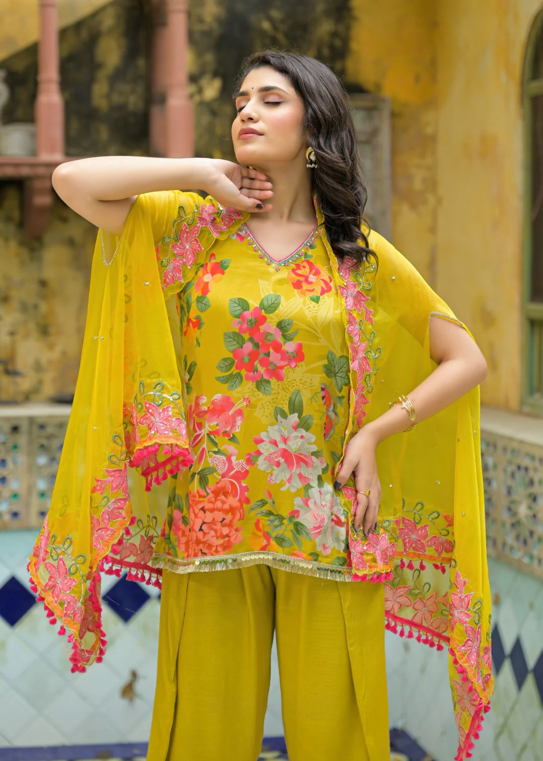 vastramaya canary 3 pc fusion set - Image 5