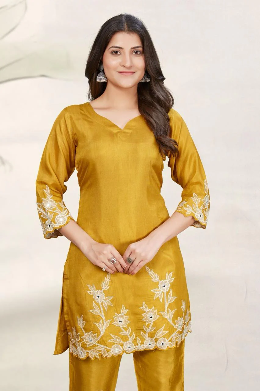 Divya Amber Embroidered Co-ord Set - Image 2