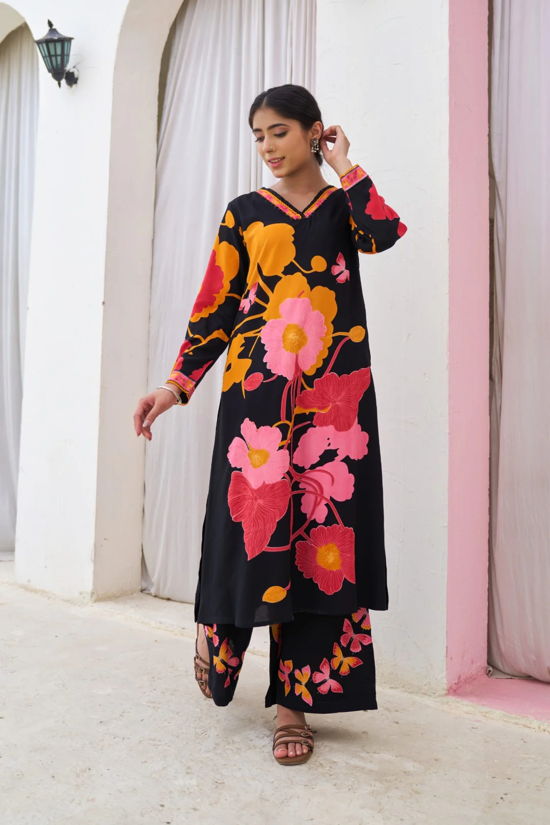 Sonpal Floral printed kurta pant set - Image 5