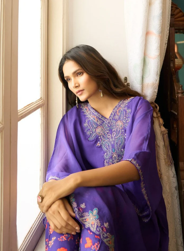 Aster Amethyst Premium Fusion Wear Set - Image 3
