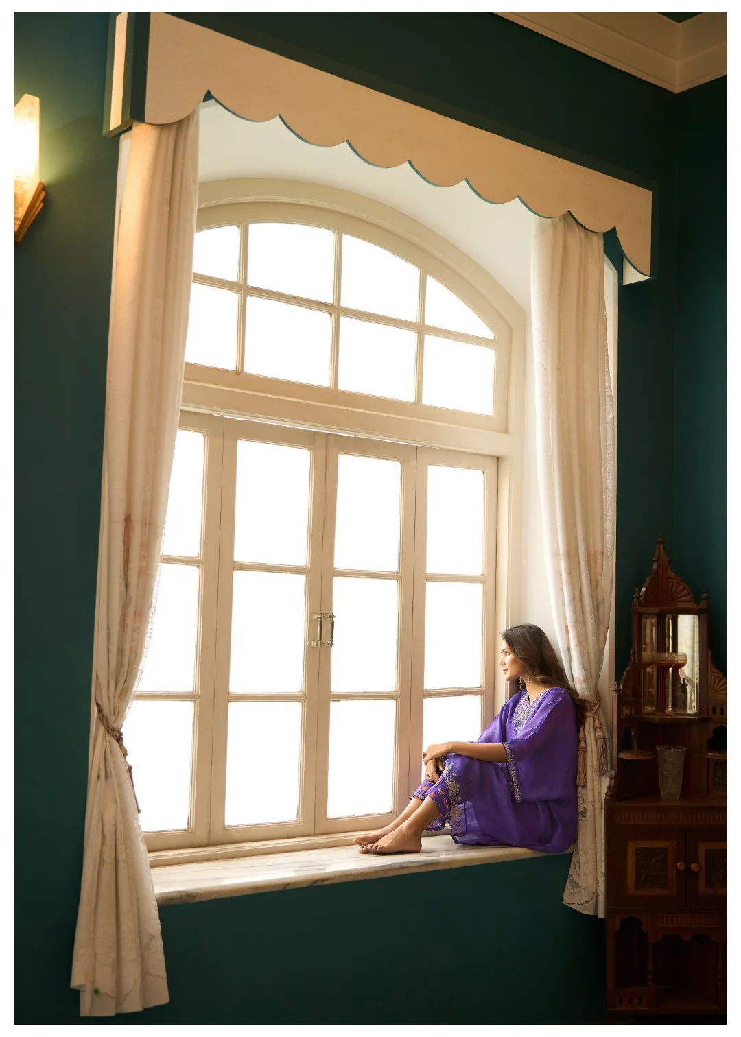 Aster Amethyst Premium Fusion Wear Set - Image 4