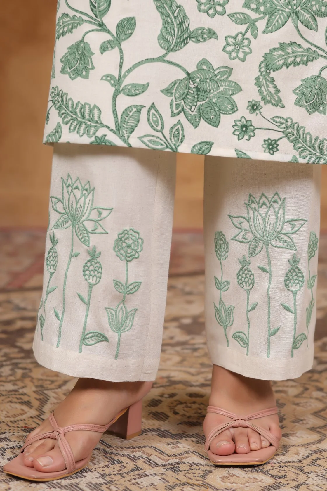 RAAGVI ALICE PRINTED COTTON KURTA PANT SET - Image 7