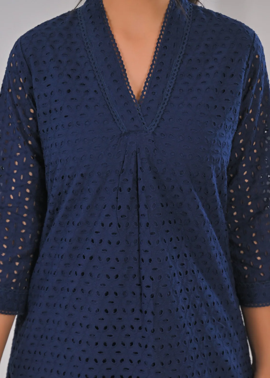 LIPIKA JET SCHIFFLI COTTON KURTA PANT SET - Image 4