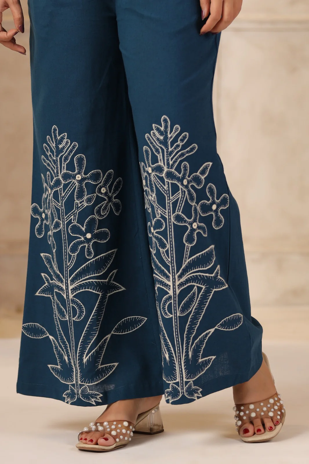 Mahua Nile embroidery co-ord set - Image 6