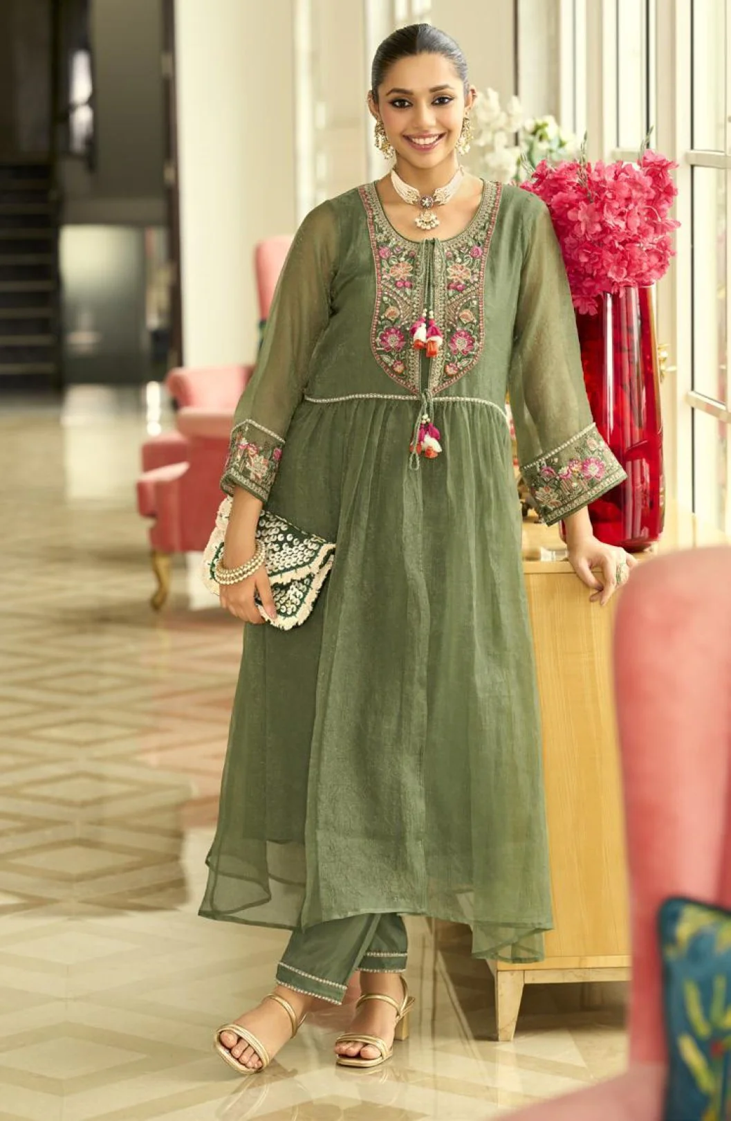 Prema fern embroidery jacket suit set - Image 3