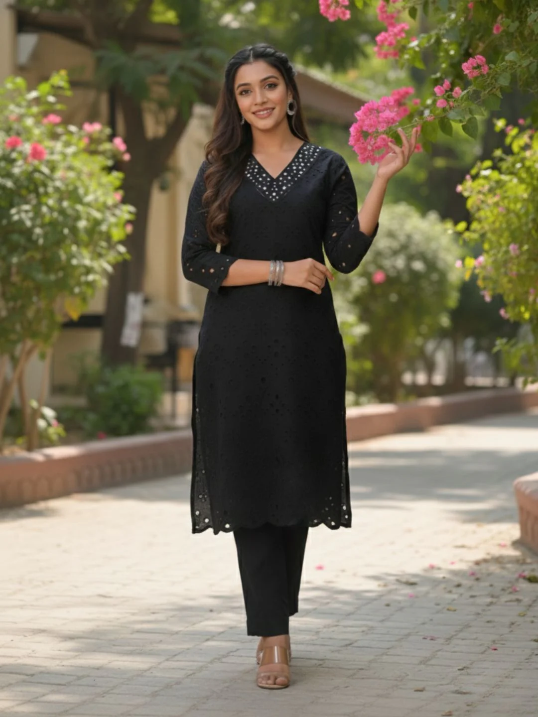LIPIKA ONYX SCHIFFLI COTTON CO-ORD SET - Image 10